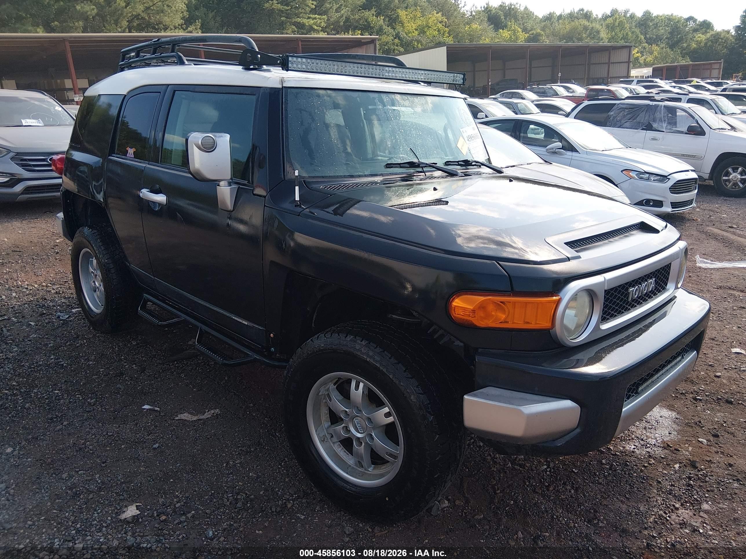 2007 Toyota Fj Cruiser   Black vin: JTEBU11FX70020414