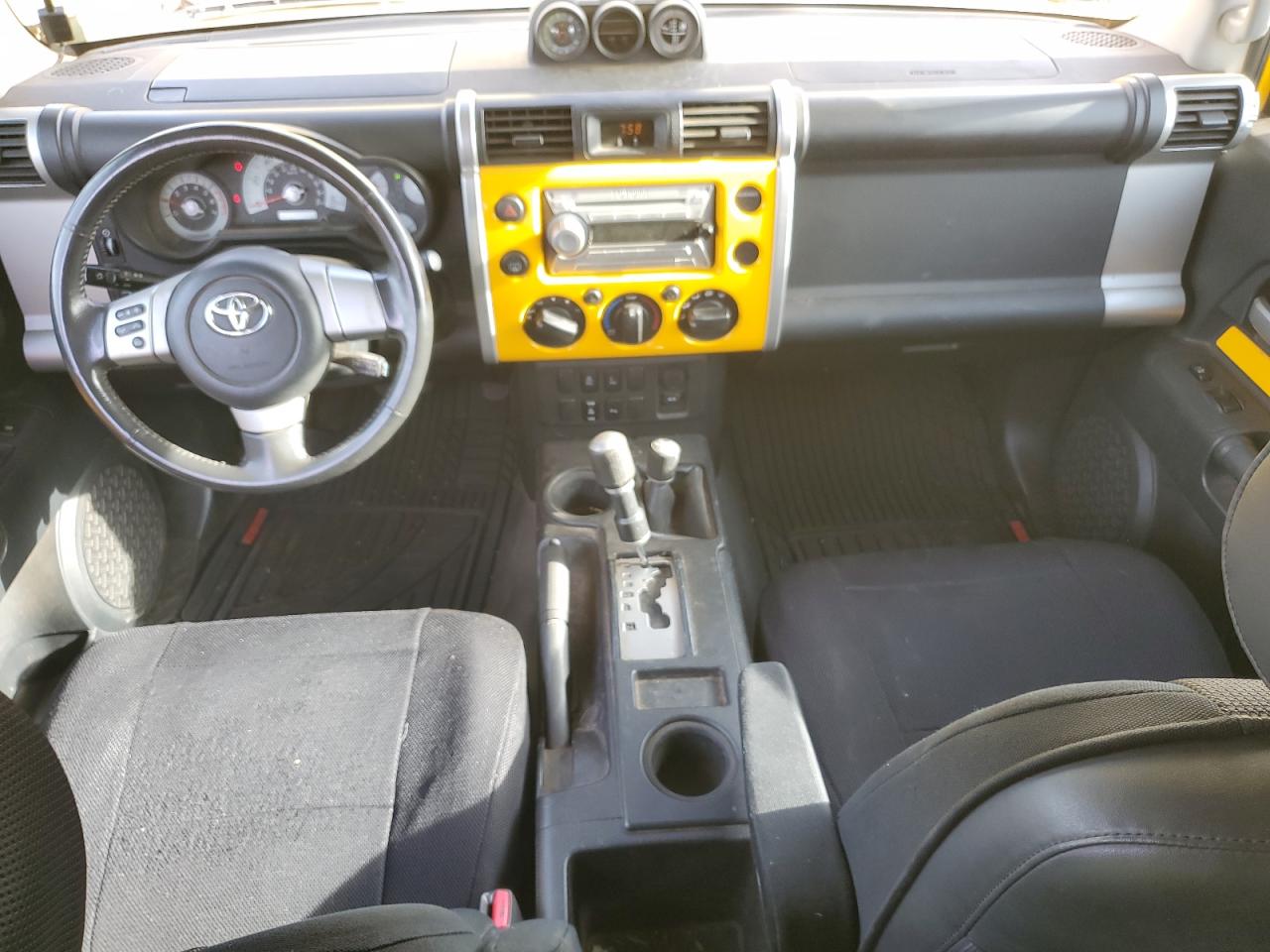 2007 Toyota Fj Cruiser Yellow vin: JTEBU11FX70052800