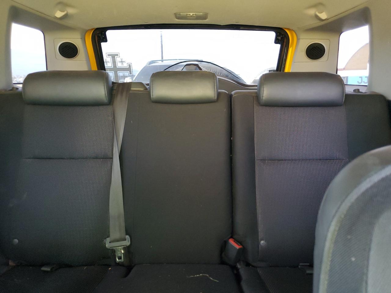 2007 Toyota Fj Cruiser Yellow vin: JTEBU11FX70052800