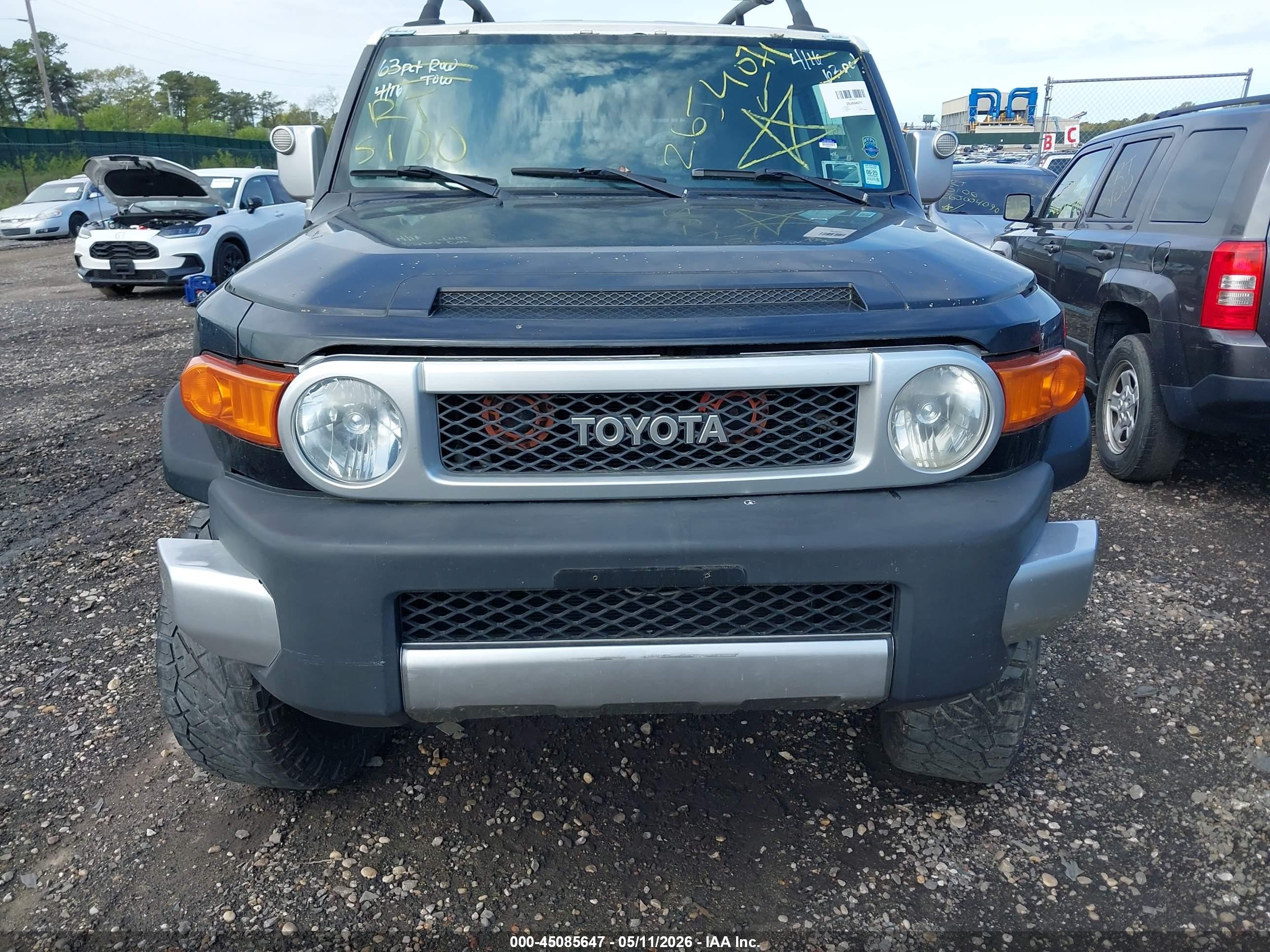 2007 Toyota Fj Cruiser   Black vin: JTEBU11FX70066177