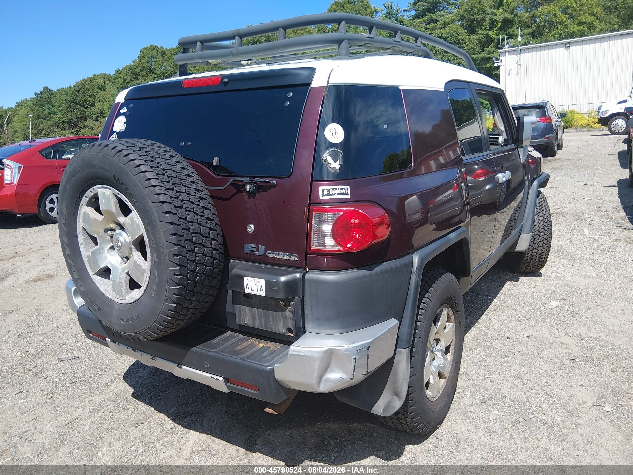 2007 Toyota Fj Cruiser   Maroon vin: JTEBU11FX70086820