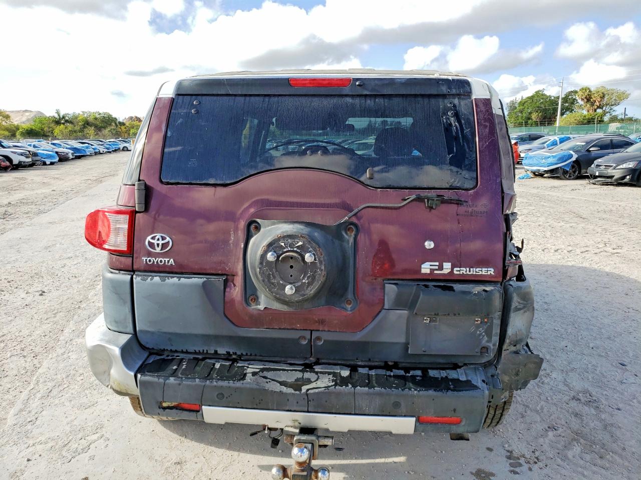 2007 Toyota Fj Cruiser Burgundy vin: JTEBU11FX70098708