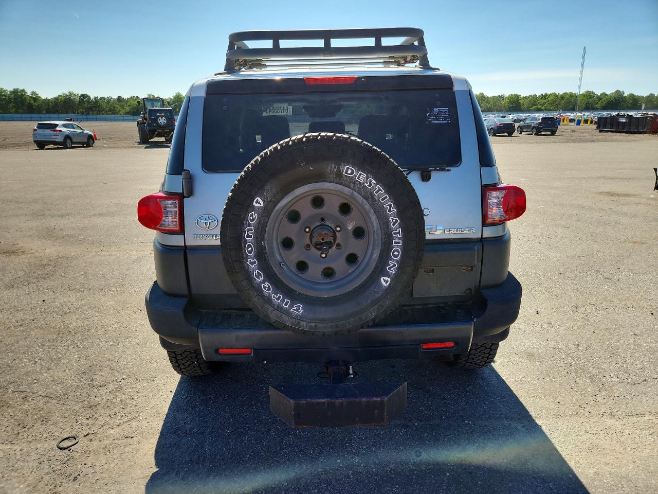 2009 Toyota Fj Cruiser Base Silver vin: JTEBU11FX9K069474