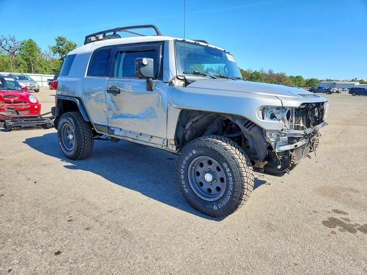 2009 Toyota Fj Cruiser Base Silver vin: JTEBU11FX9K069474
