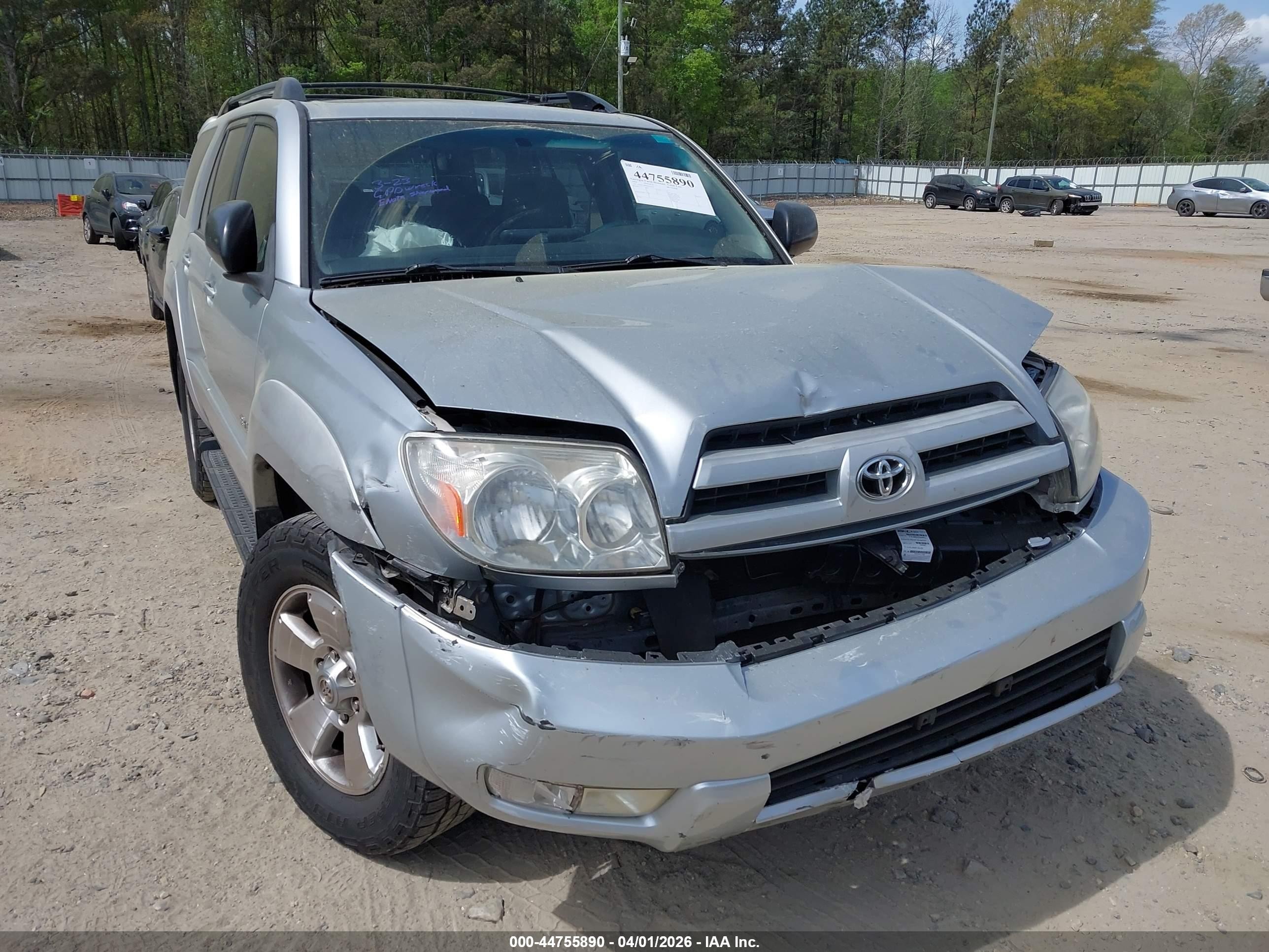 2004 Toyota 4runner Sr5 V6 Silver vin: JTEBU14R040021332