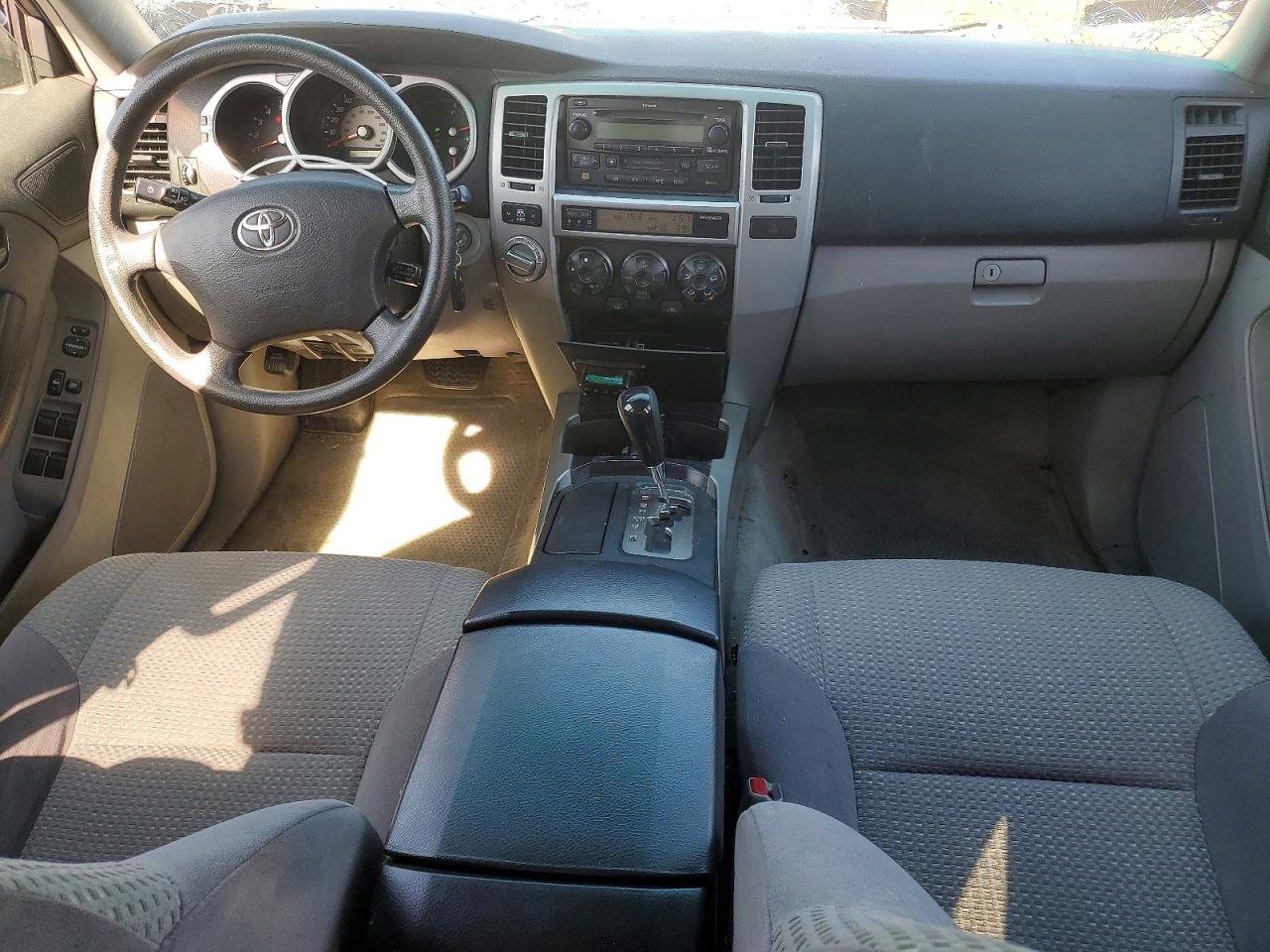 2004 Toyota 4runner Sr5 Silver vin: JTEBU14R040024716