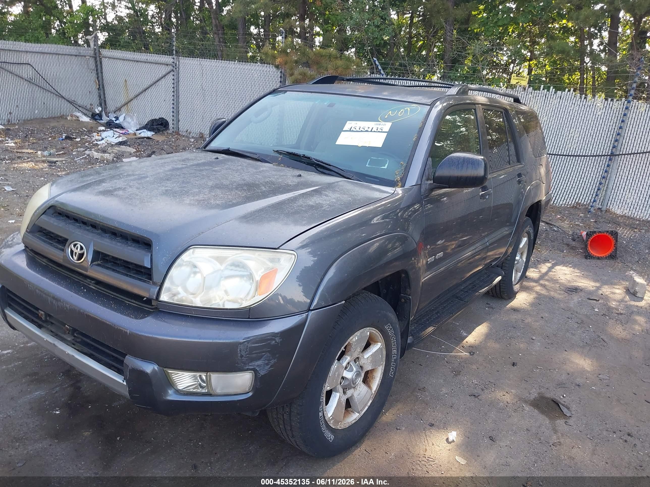 2004 Toyota 4runner Sr5 V6 Gray vin: JTEBU14R040052998