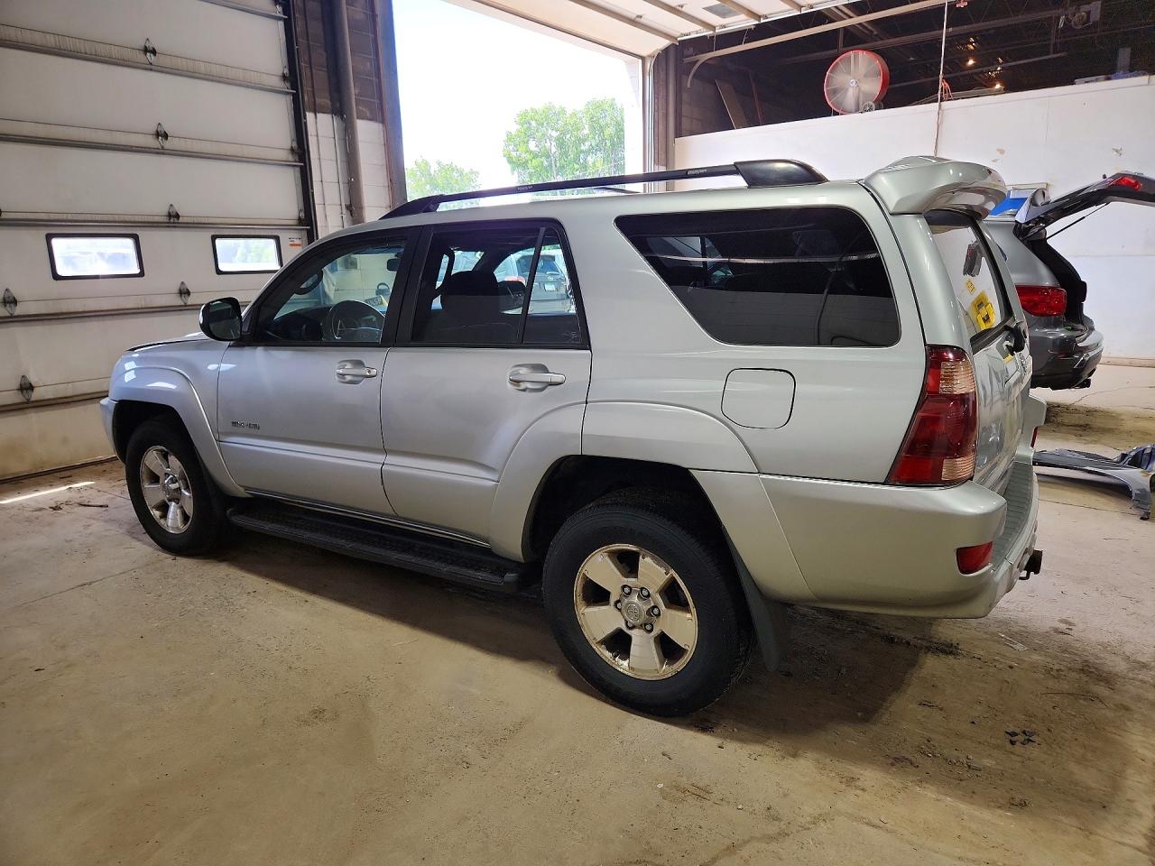 2005 Toyota 4runner Sr5 Silver vin: JTEBU14R050063629