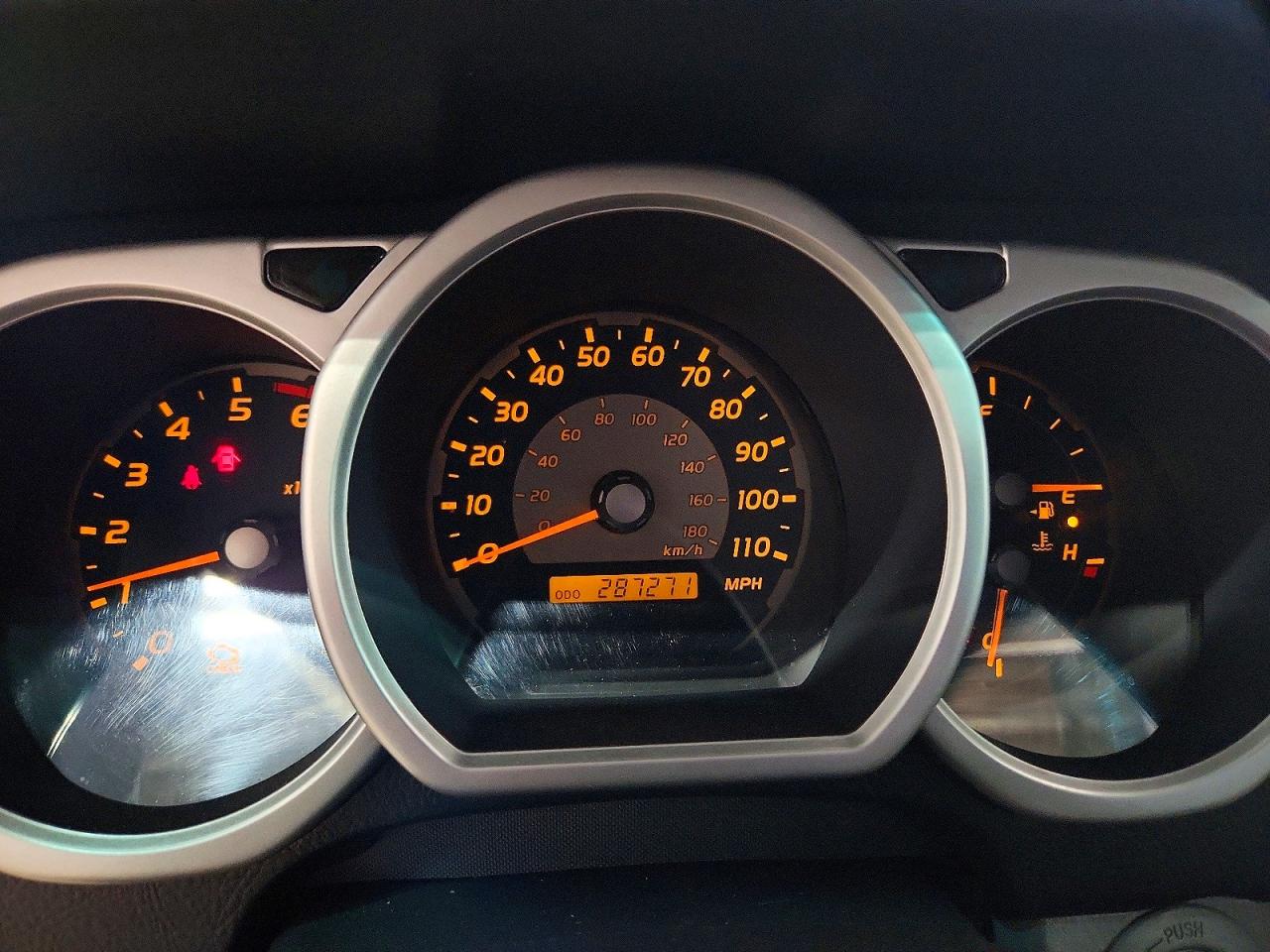 2005 Toyota 4runner Sr5 Silver vin: JTEBU14R050063629
