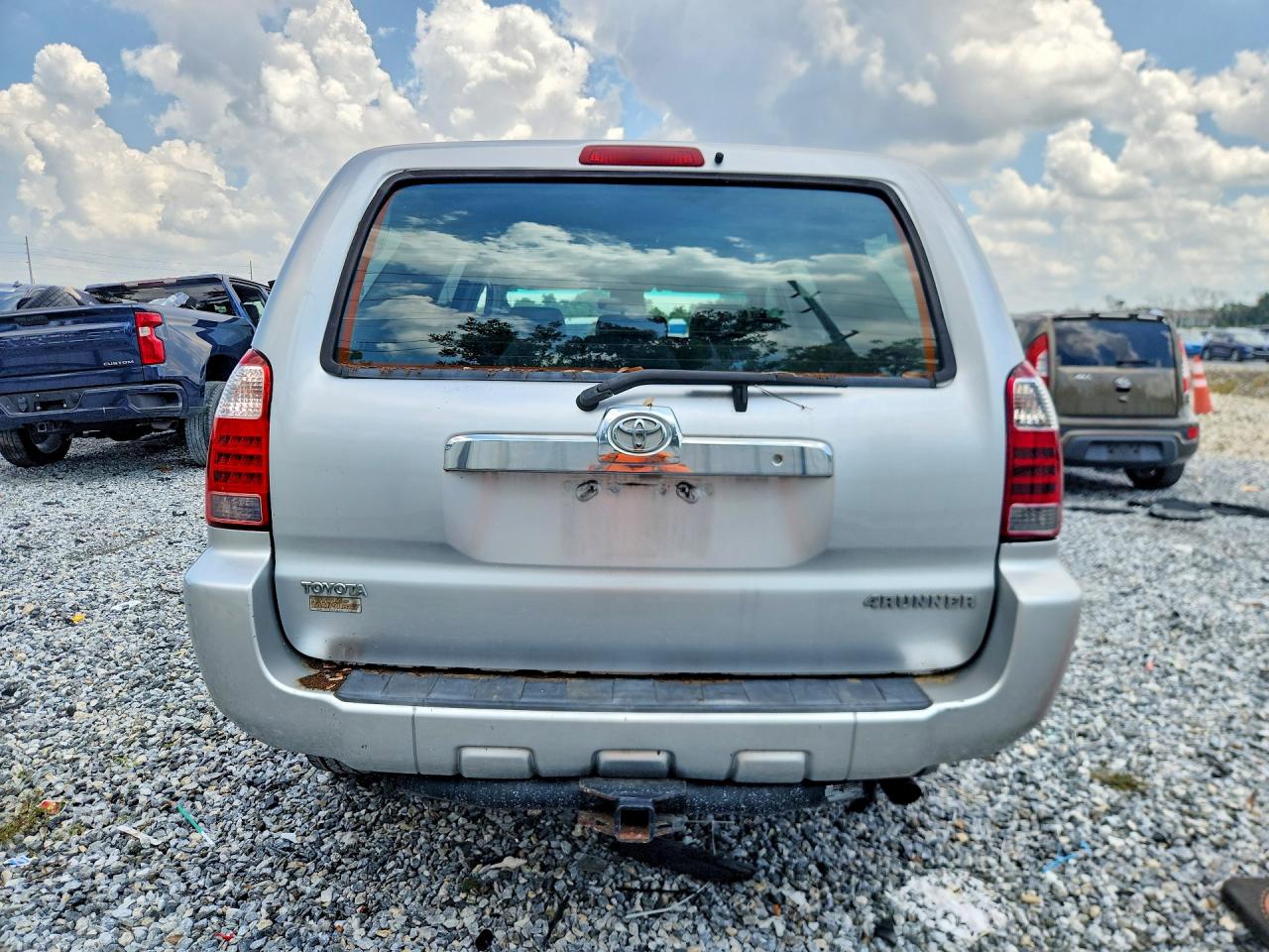 2006 Toyota 4runner Sr5 Silver vin: JTEBU14R060090220