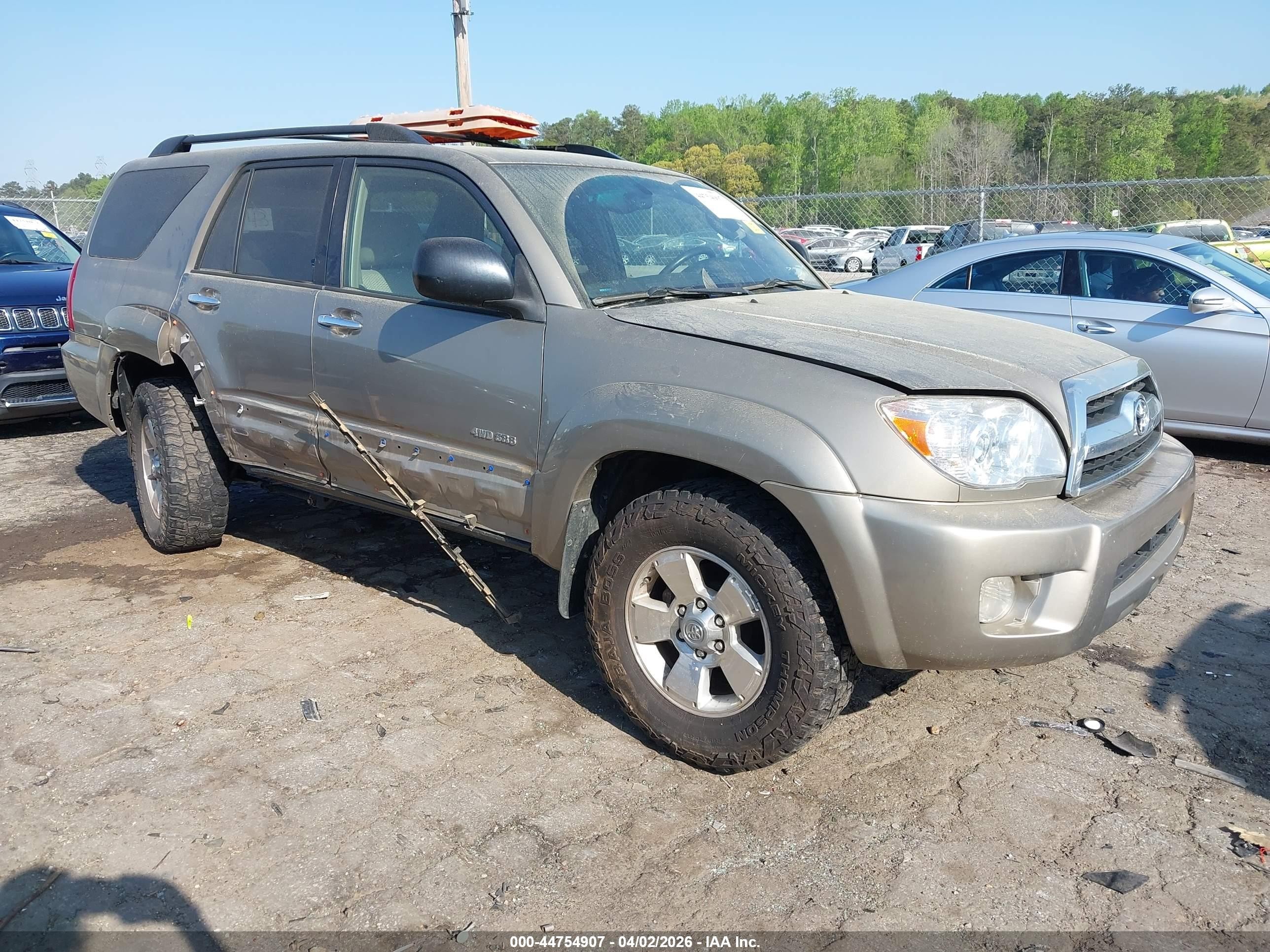 2006 Toyota 4runner Sr5 V6 Tan vin: JTEBU14R060099015