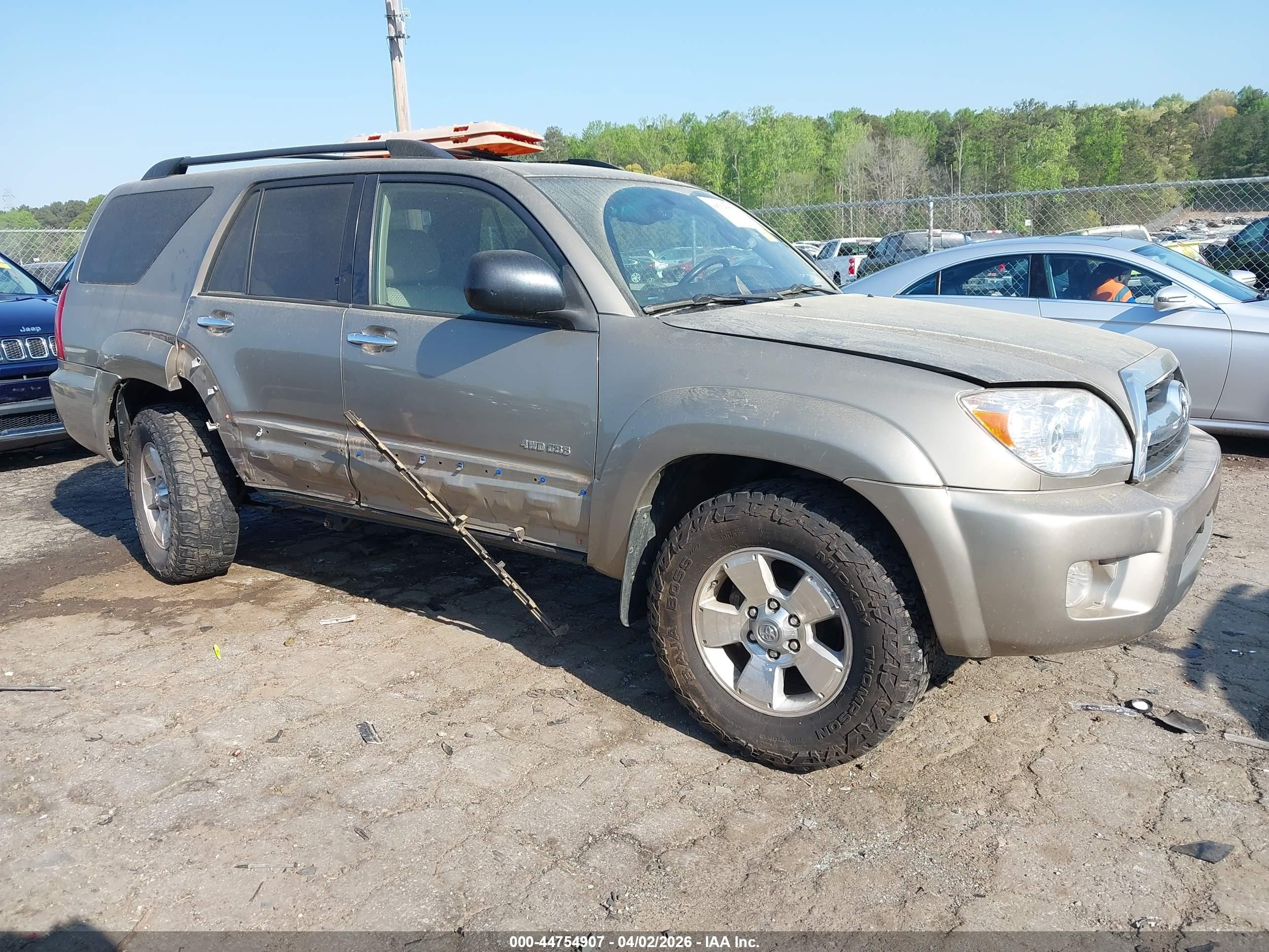 2006 Toyota 4runner Sr5 V6 Tan vin: JTEBU14R060099015