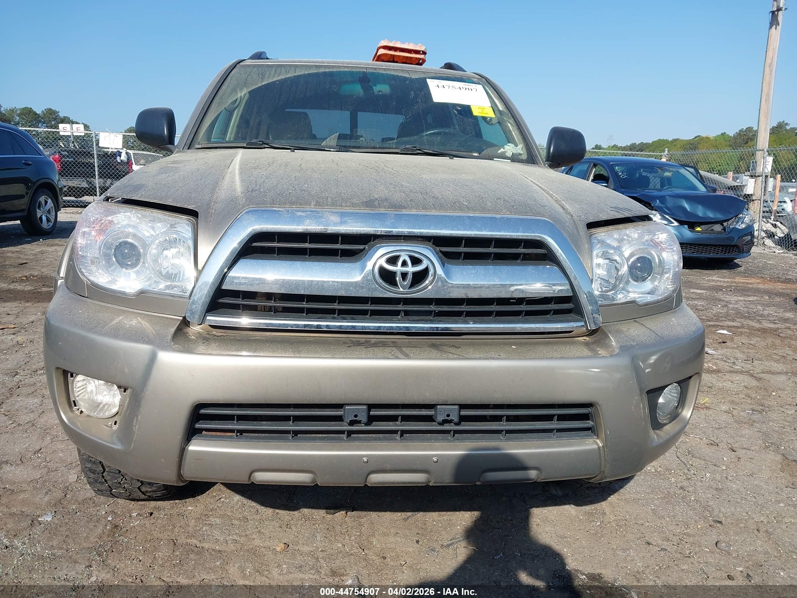 2006 Toyota 4runner Sr5 V6 Tan vin: JTEBU14R060099015