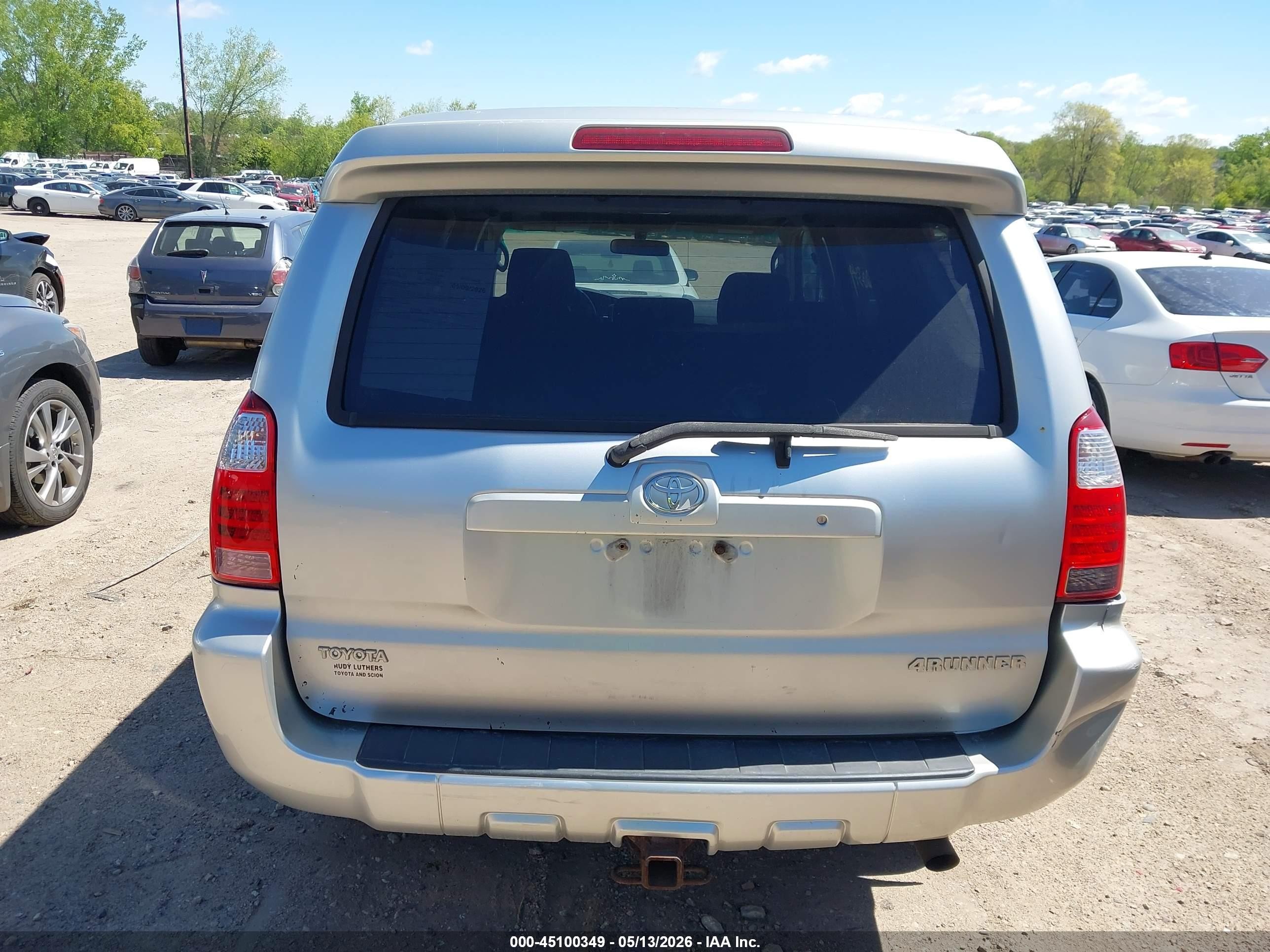 2006 Toyota 4runner Sr5 Sport V6 Silver vin: JTEBU14R068066985