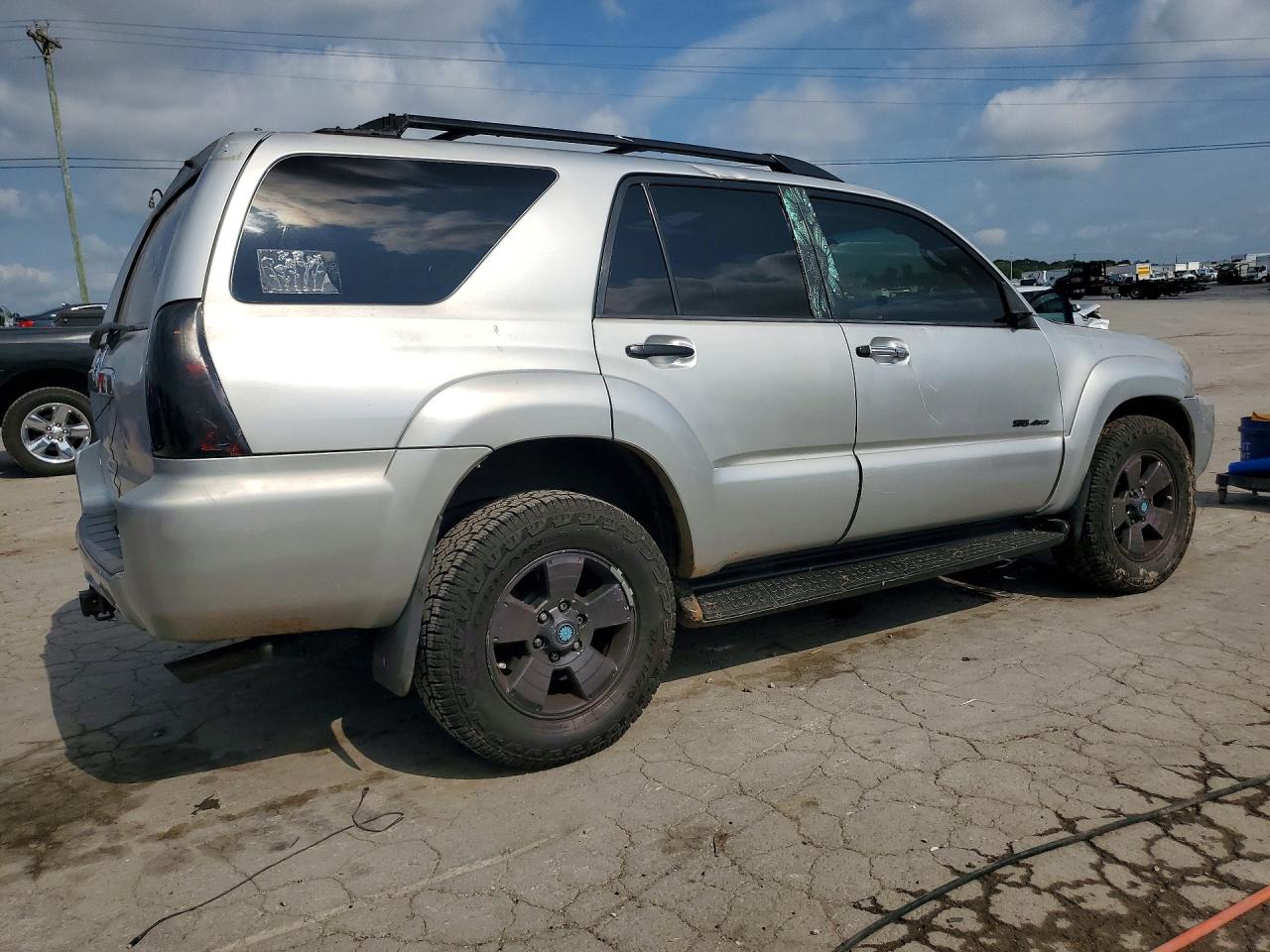 2007 Toyota 4runner Sr5 Silver vin: JTEBU14R078106970