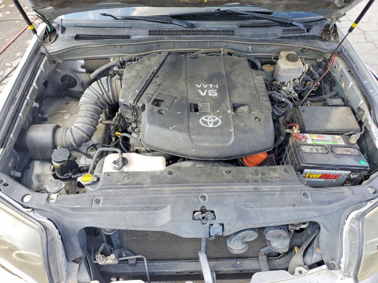 2007 Toyota 4runner Sr5 Silver vin: JTEBU14R078106970