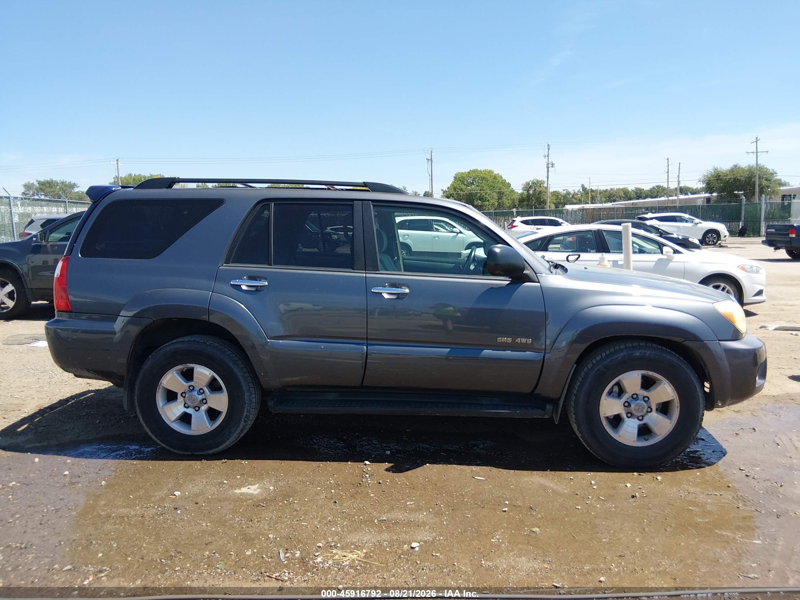 2008 Toyota 4runner Sr5 V6 Gray vin: JTEBU14R08K004556