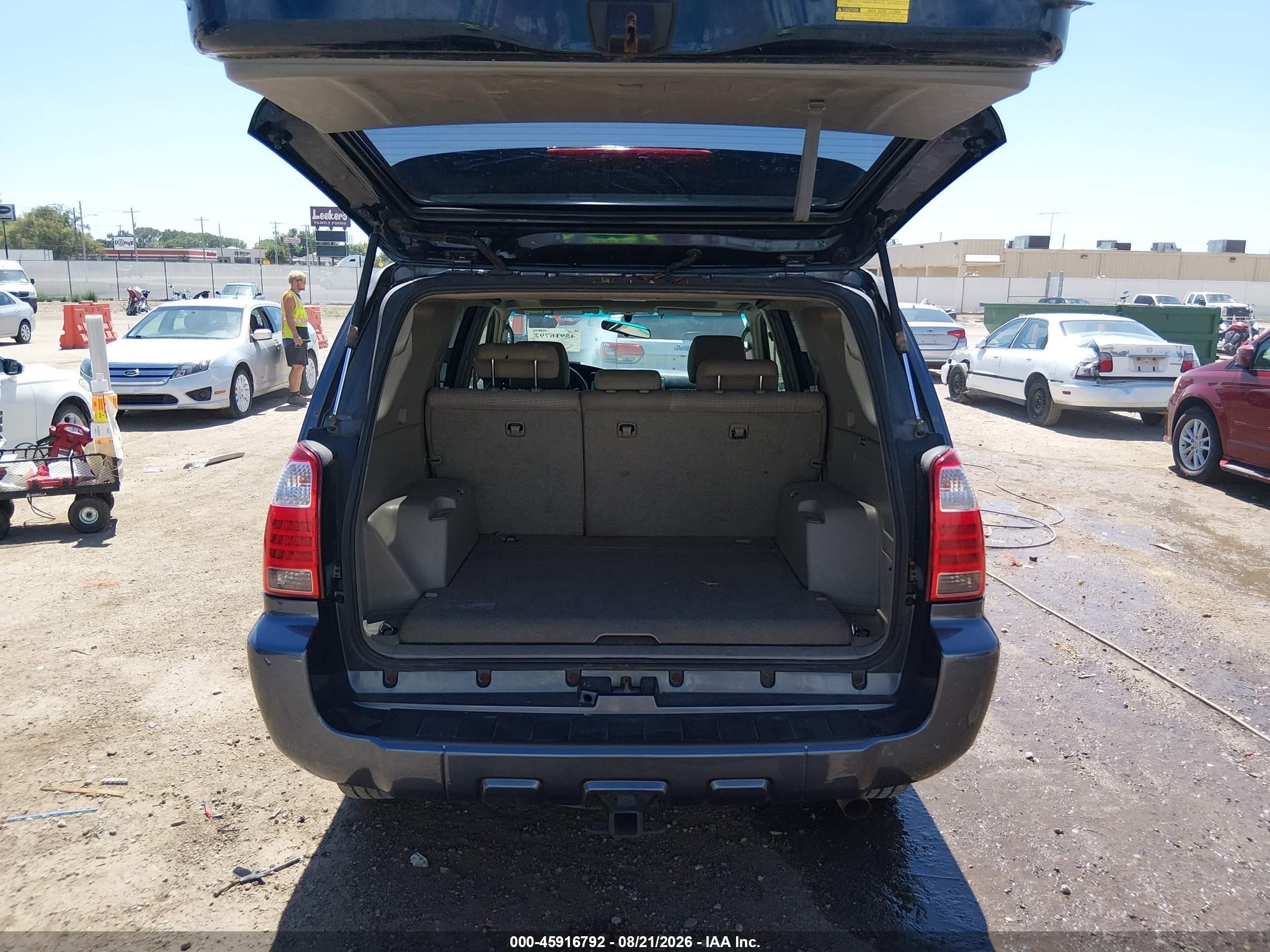 2008 Toyota 4runner Sr5 V6 Gray vin: JTEBU14R08K004556