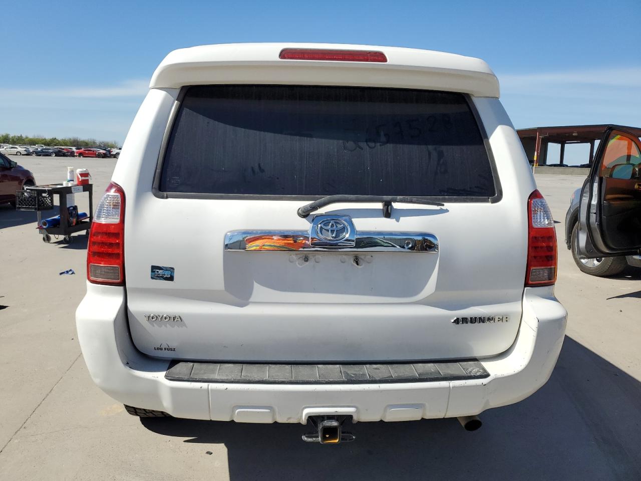 2008 Toyota 4runner Sr5 White vin: JTEBU14R08K014875