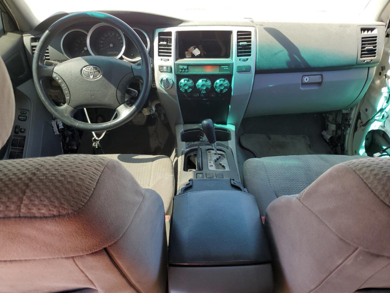 2008 Toyota 4runner Sr5 White vin: JTEBU14R08K014875
