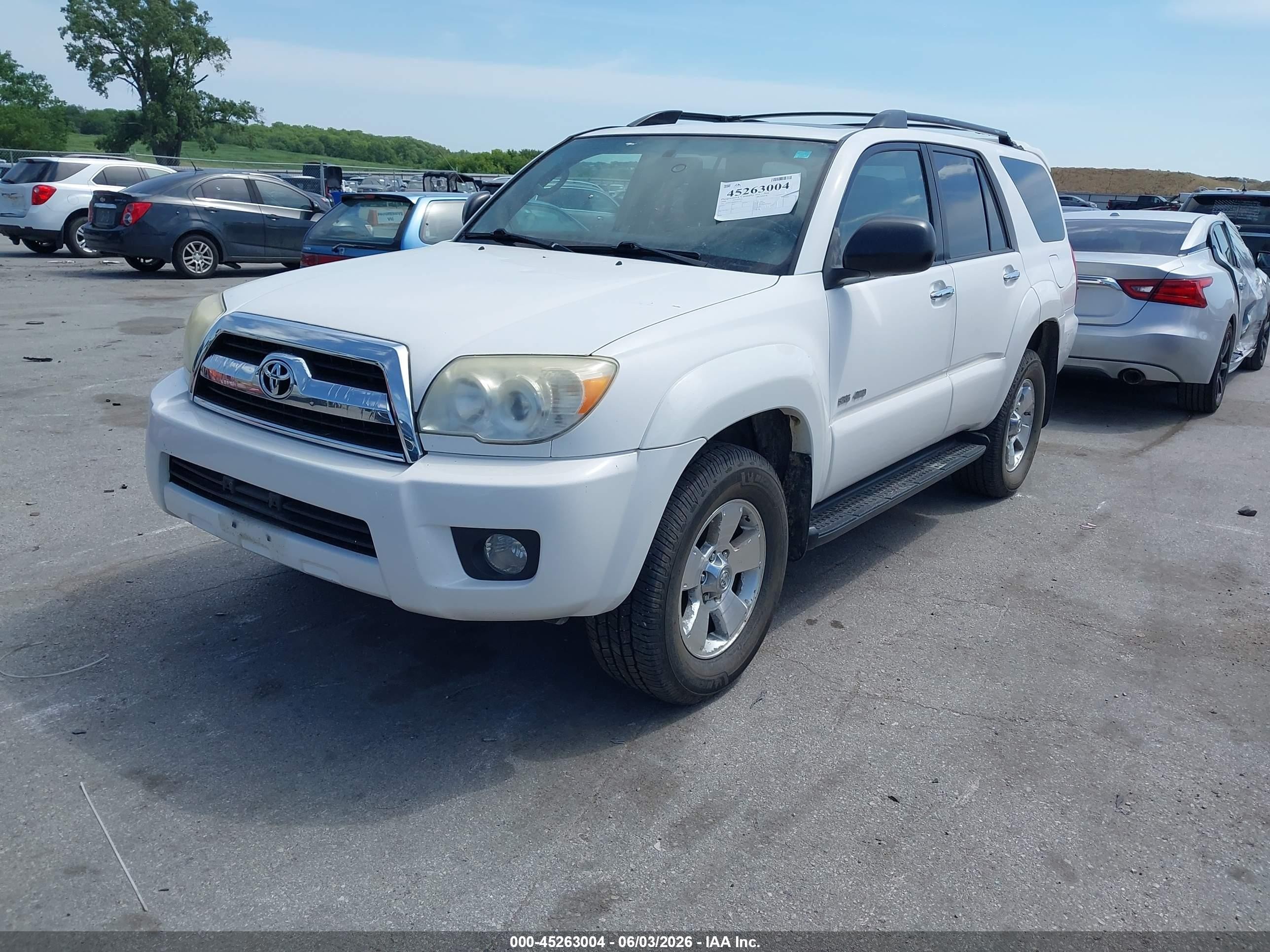 2008 Toyota 4runner Sr5 V6 Белый vin: JTEBU14R08K021583