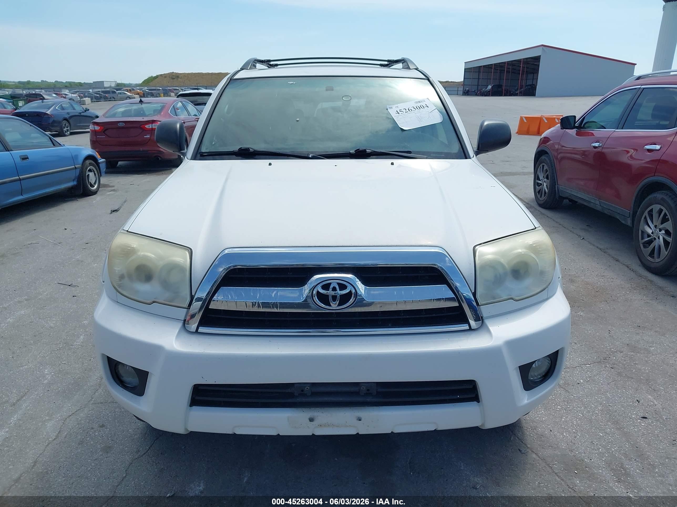2008 Toyota 4runner Sr5 V6 Белый vin: JTEBU14R08K021583