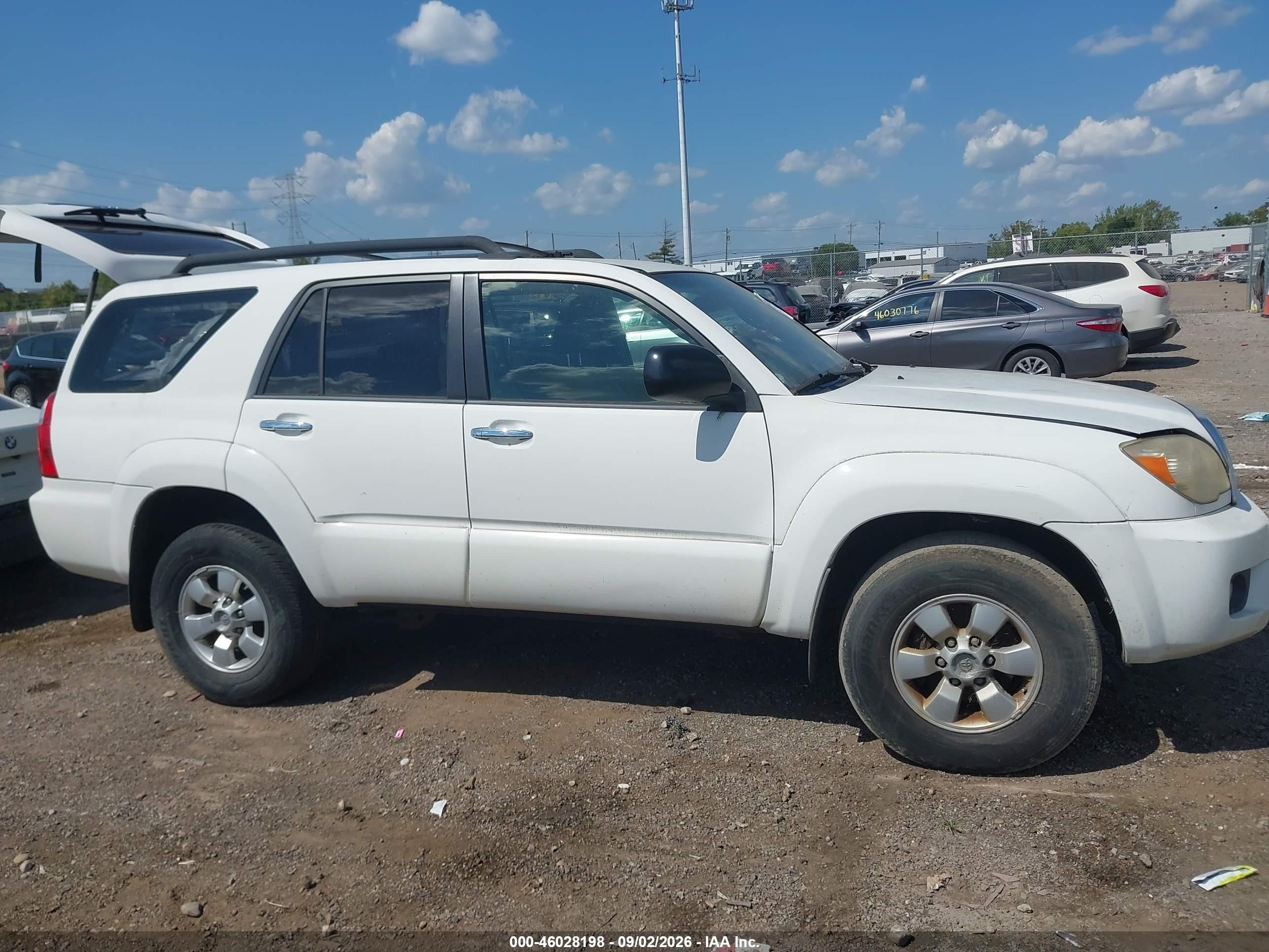2009 Toyota 4runner Sr5 V6 Белый vin: JTEBU14R09K035906