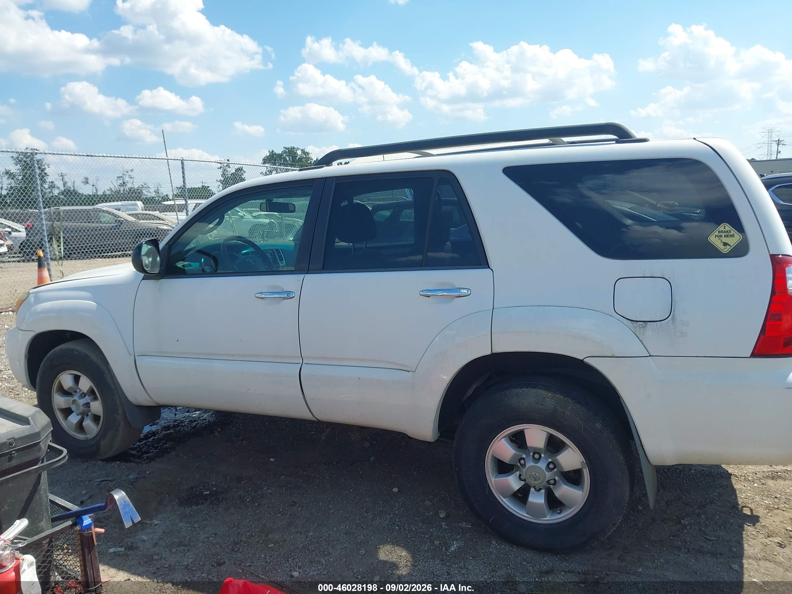 2009 Toyota 4runner Sr5 V6 Белый vin: JTEBU14R09K035906