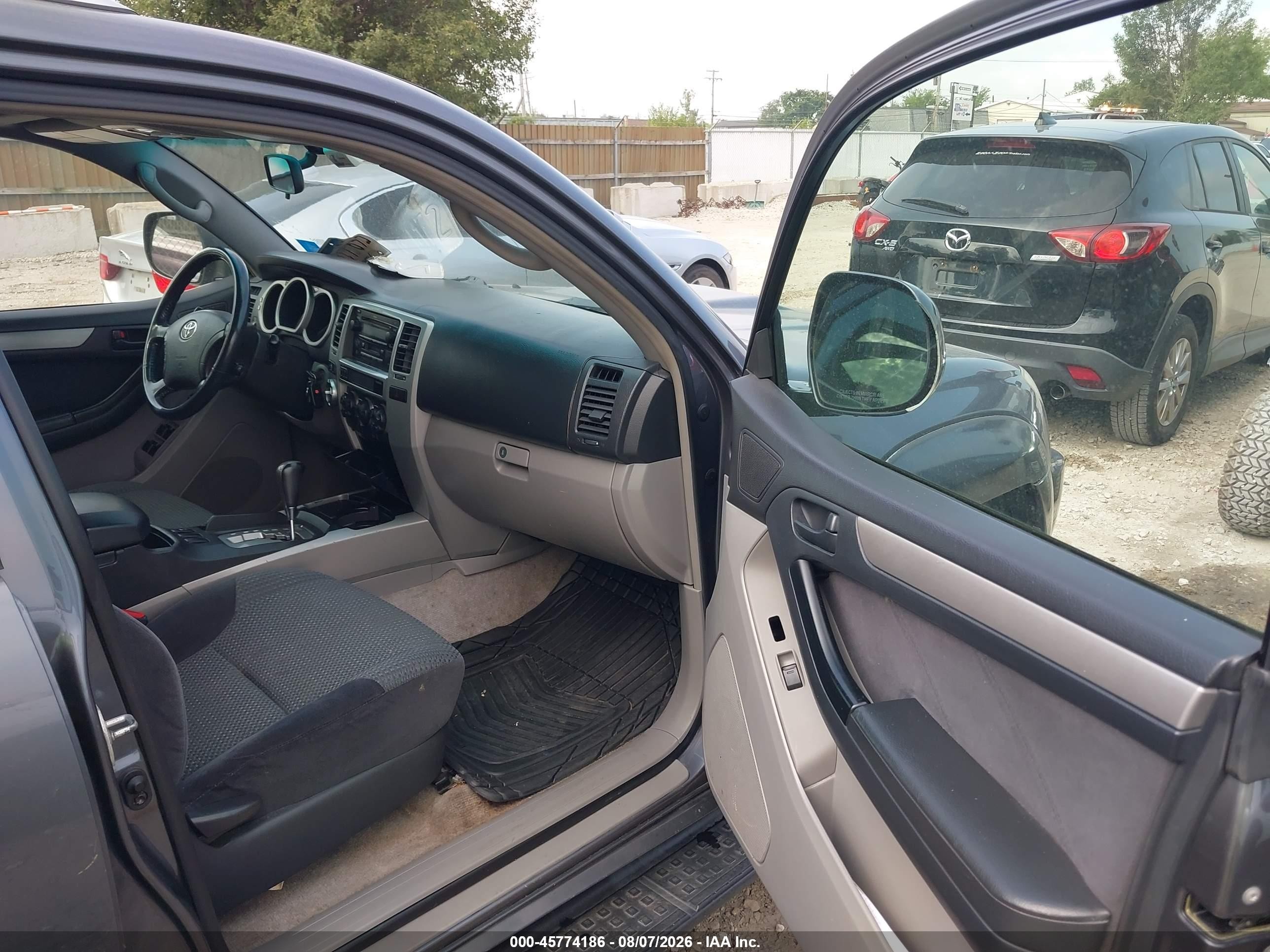 2004 Toyota 4runner Sr5 Sport V6 Gray vin: JTEBU14R140050550