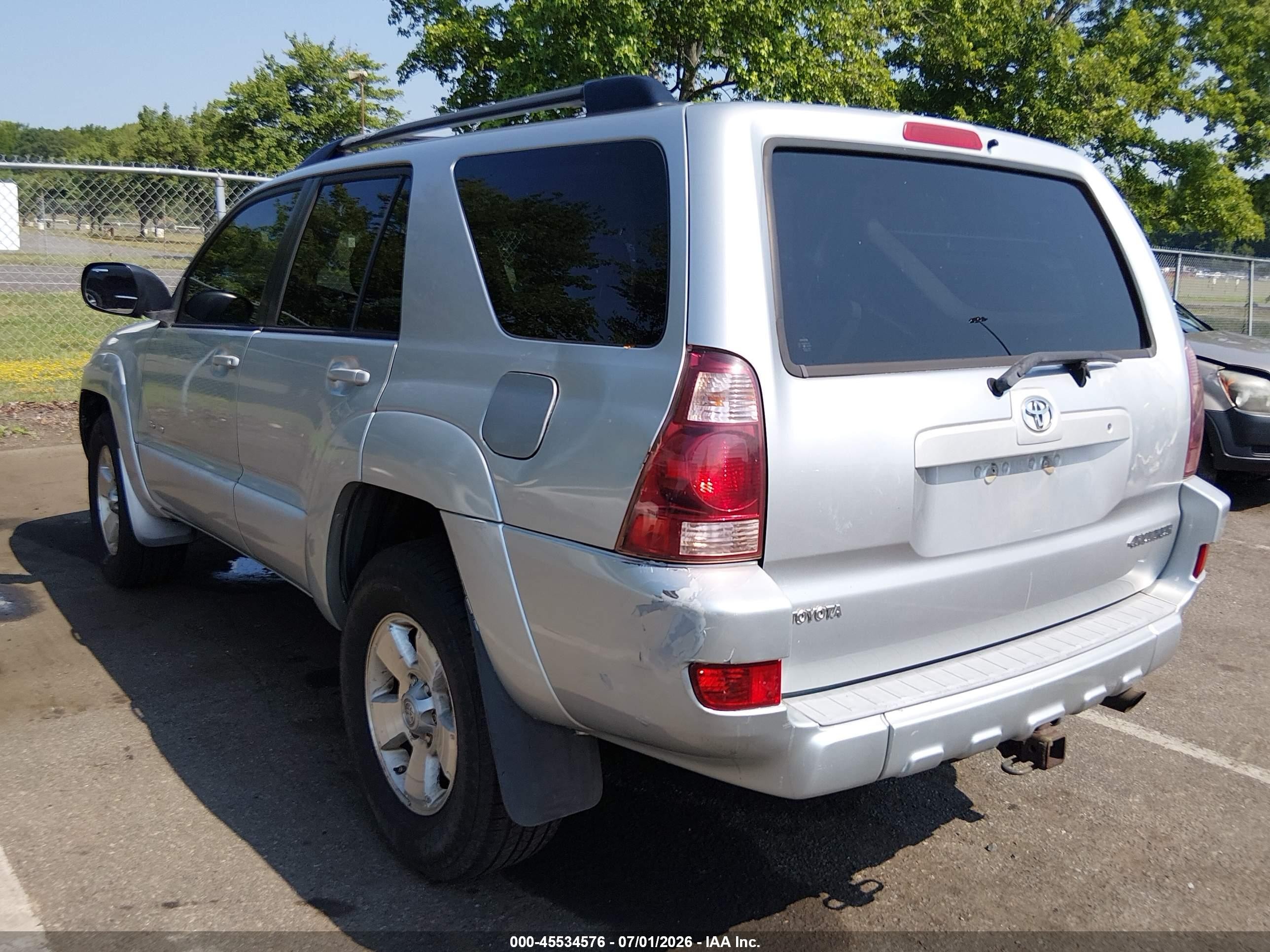 2004 Toyota 4runner Sr5 V6 Silver vin: JTEBU14R140052234