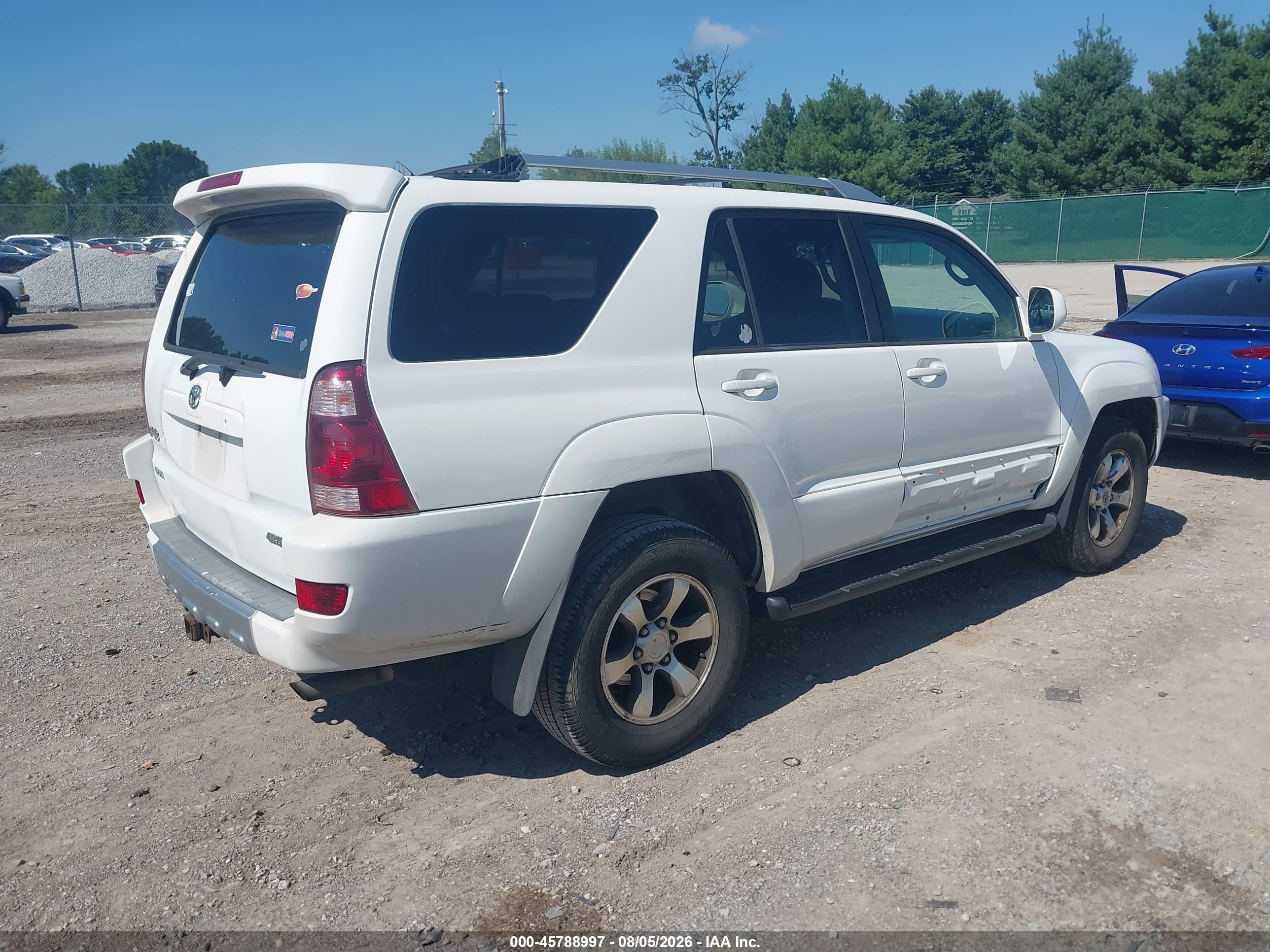 2004 Toyota 4runner Sr5 Sport V6 White vin: JTEBU14R148017985