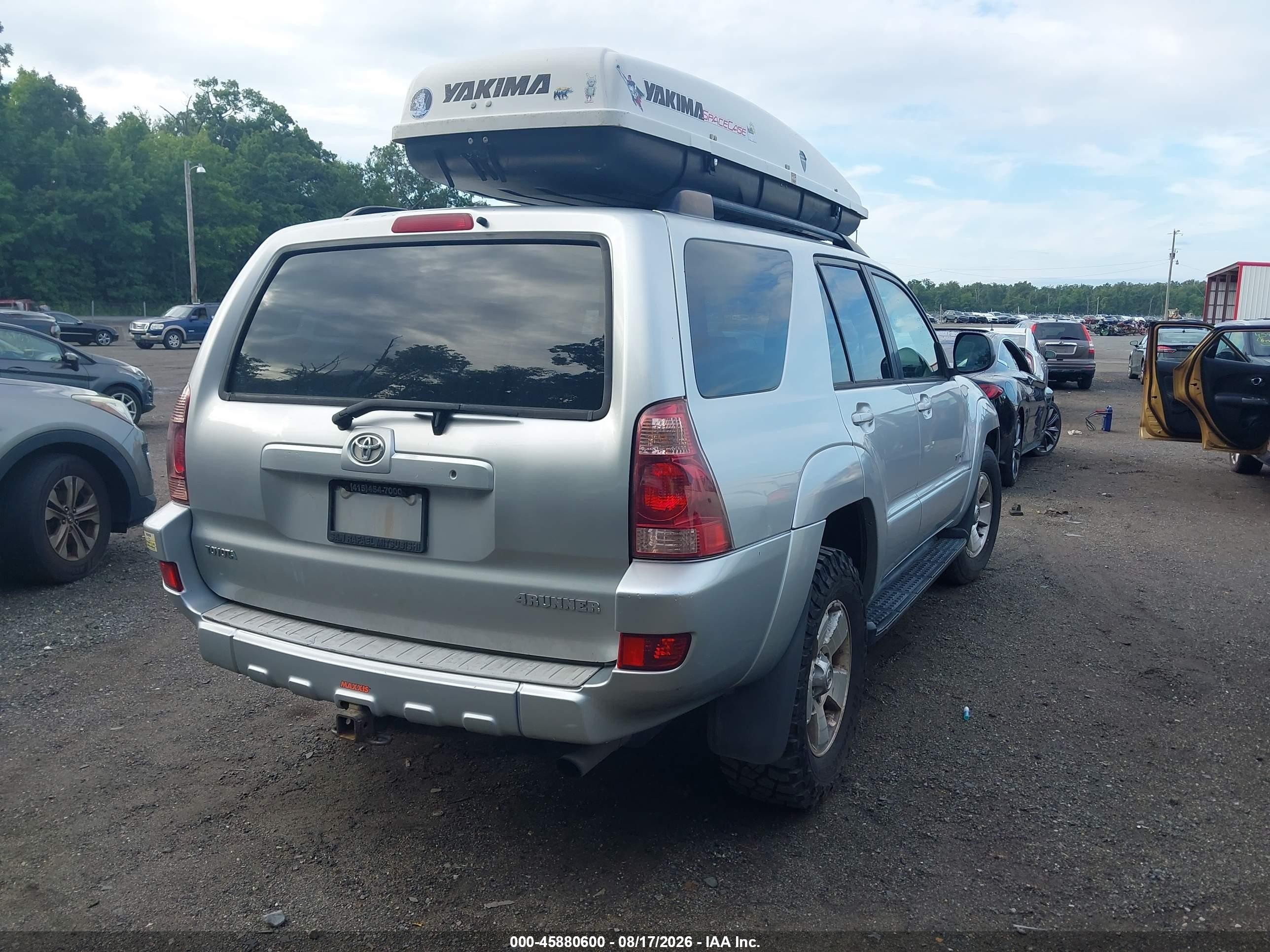 2004 Toyota 4runner Sr5 V6 Silver vin: JTEBU14R148023494