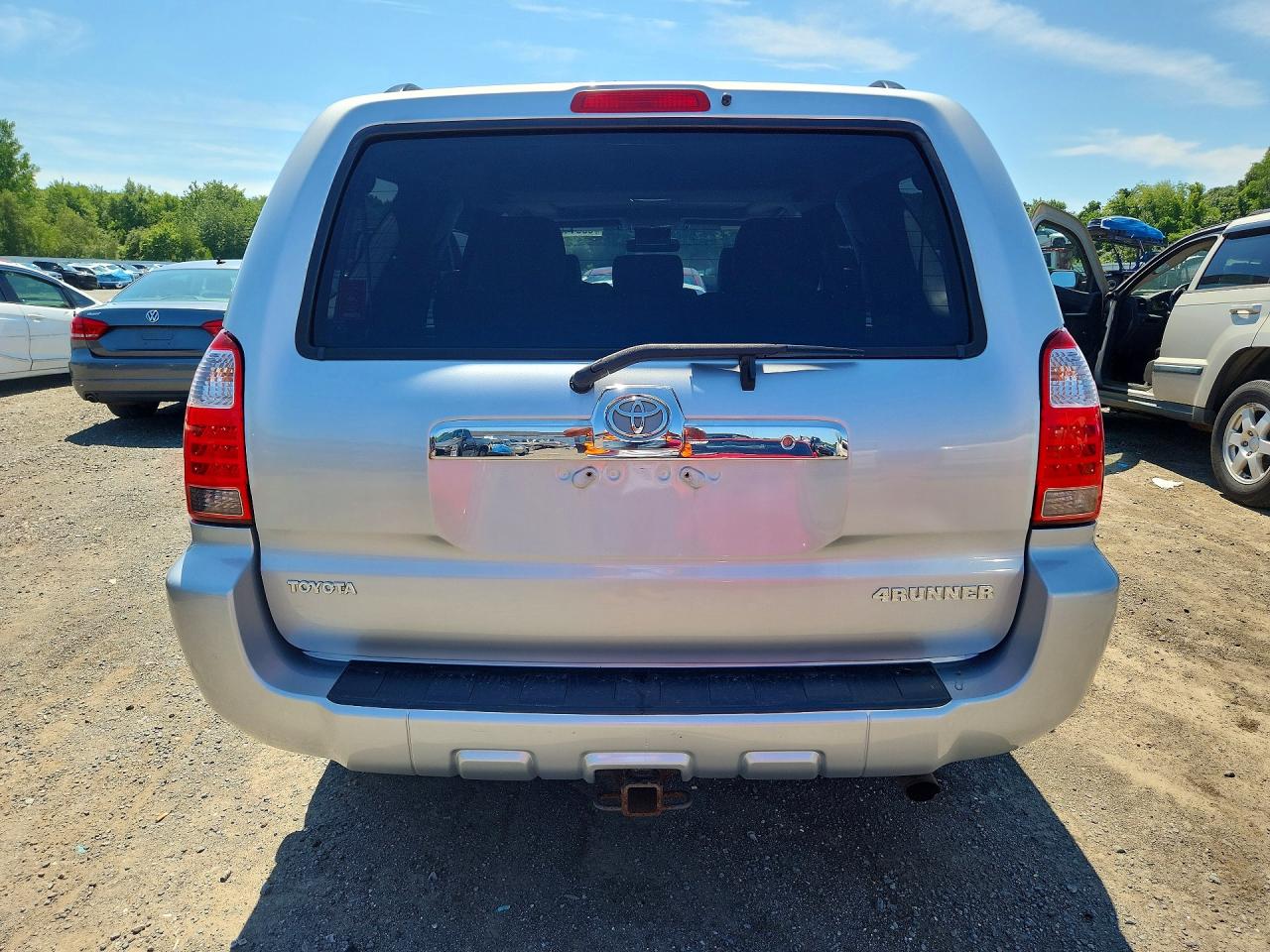 2006 Toyota 4runner Sr5 Silver vin: JTEBU14R160098505