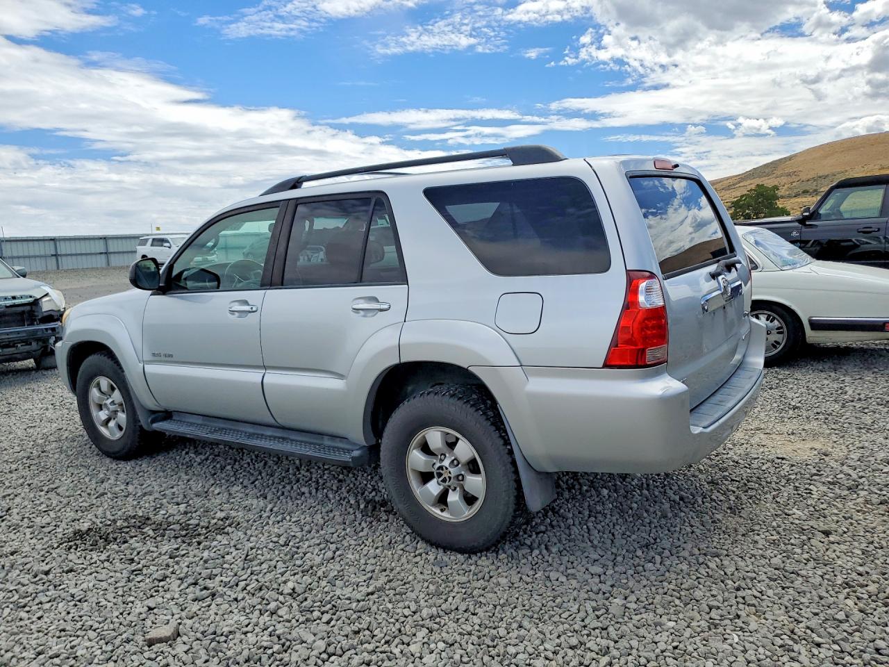 2007 Toyota 4runner Sr5 Silver vin: JTEBU14R170119354