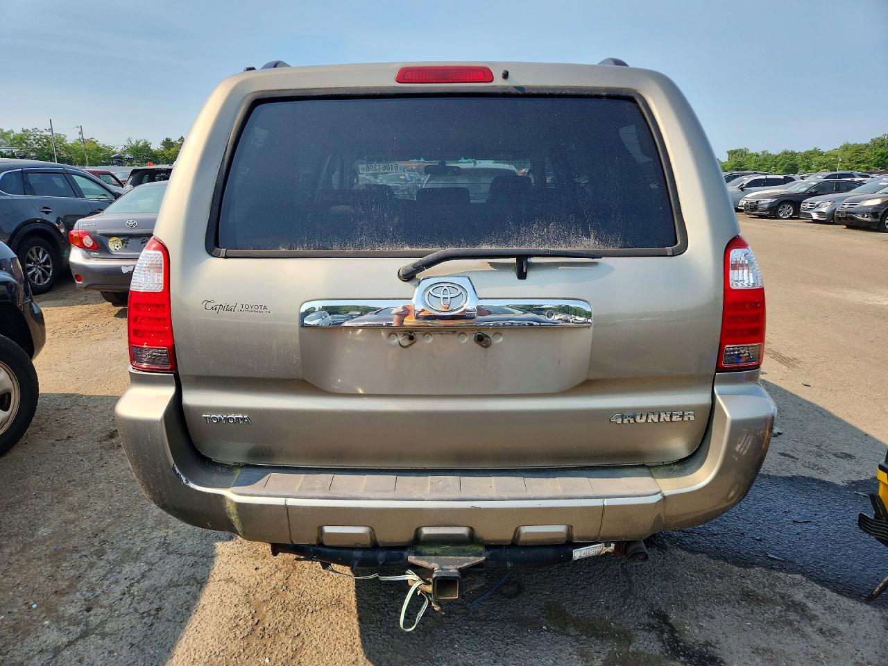 2008 Toyota 4runner Sr5 Бежевый vin: JTEBU14R18K009376