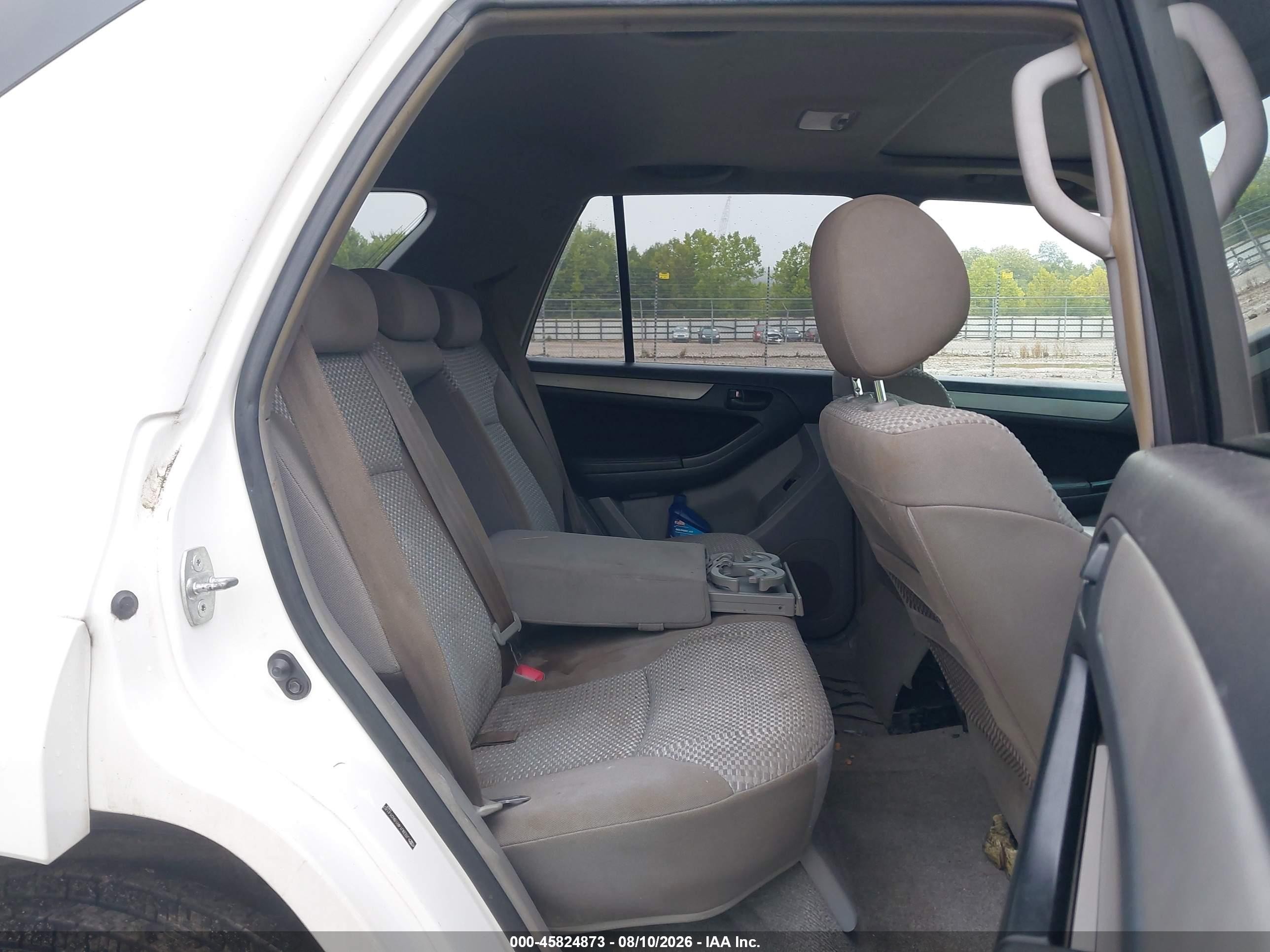 2008 Toyota 4runner Sr5 V6 White vin: JTEBU14R18K014187