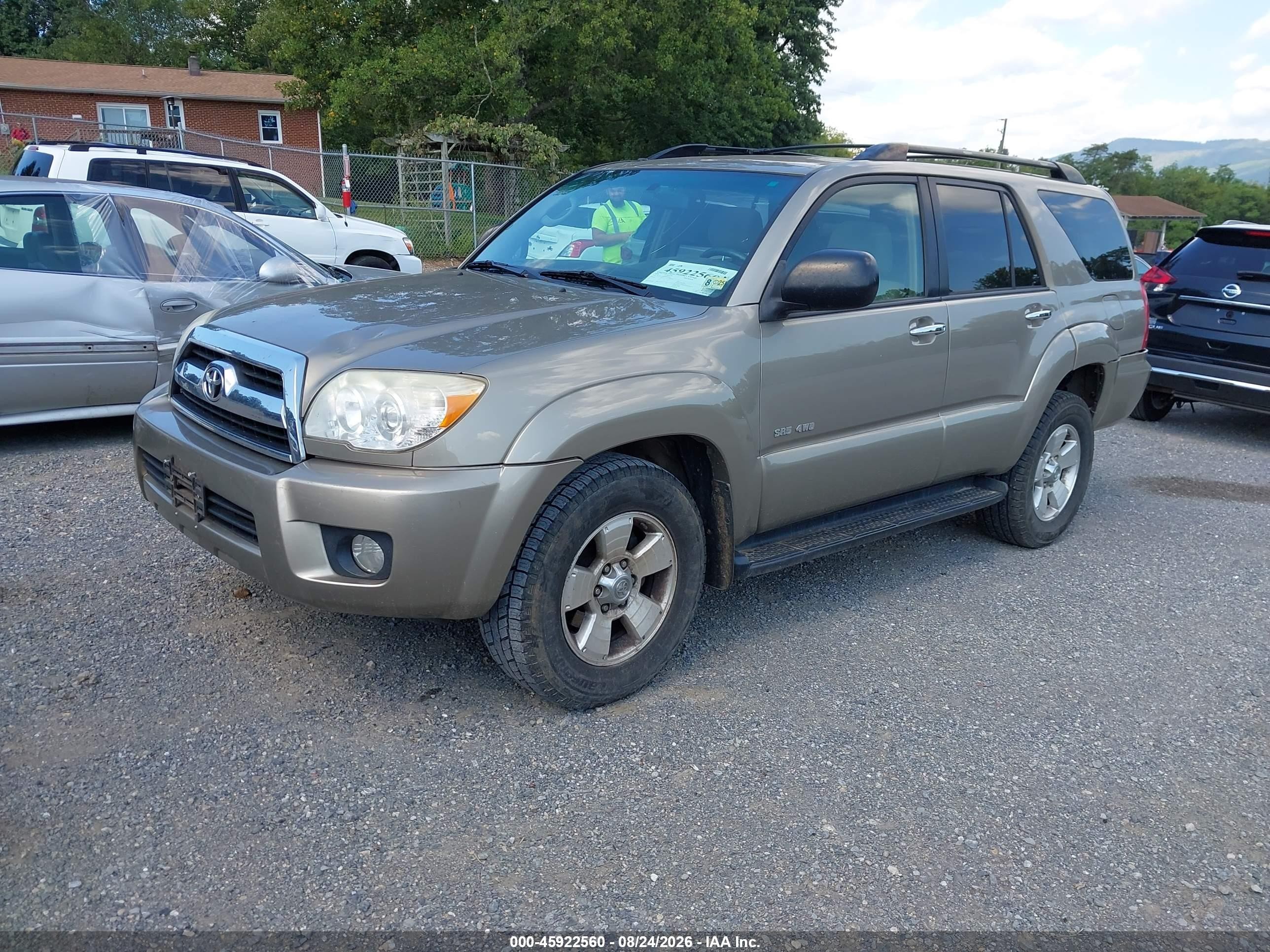 2008 Toyota 4runner Sr5 V6 Gold vin: JTEBU14R18K016389