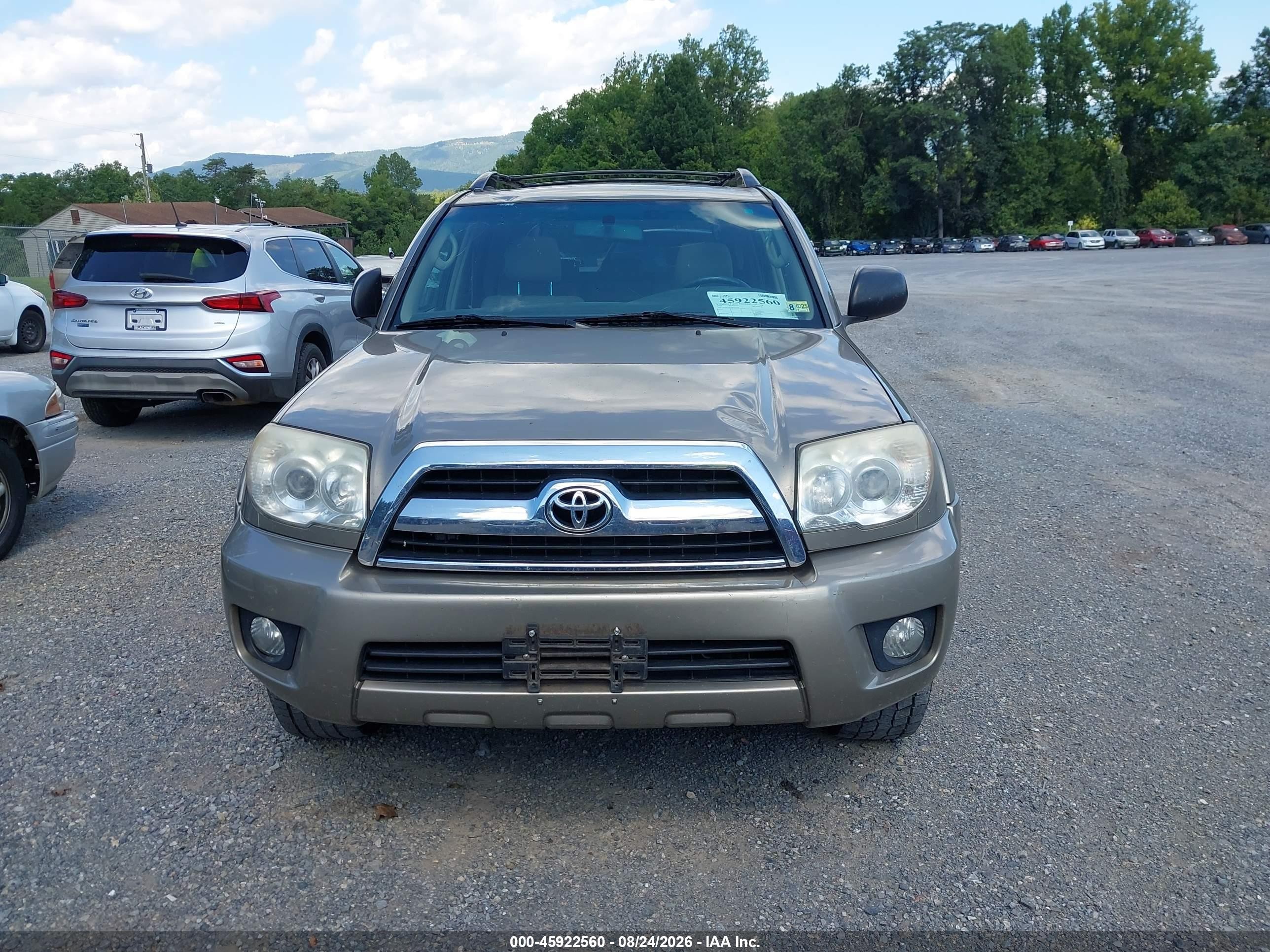 2008 Toyota 4runner Sr5 V6 Gold vin: JTEBU14R18K016389