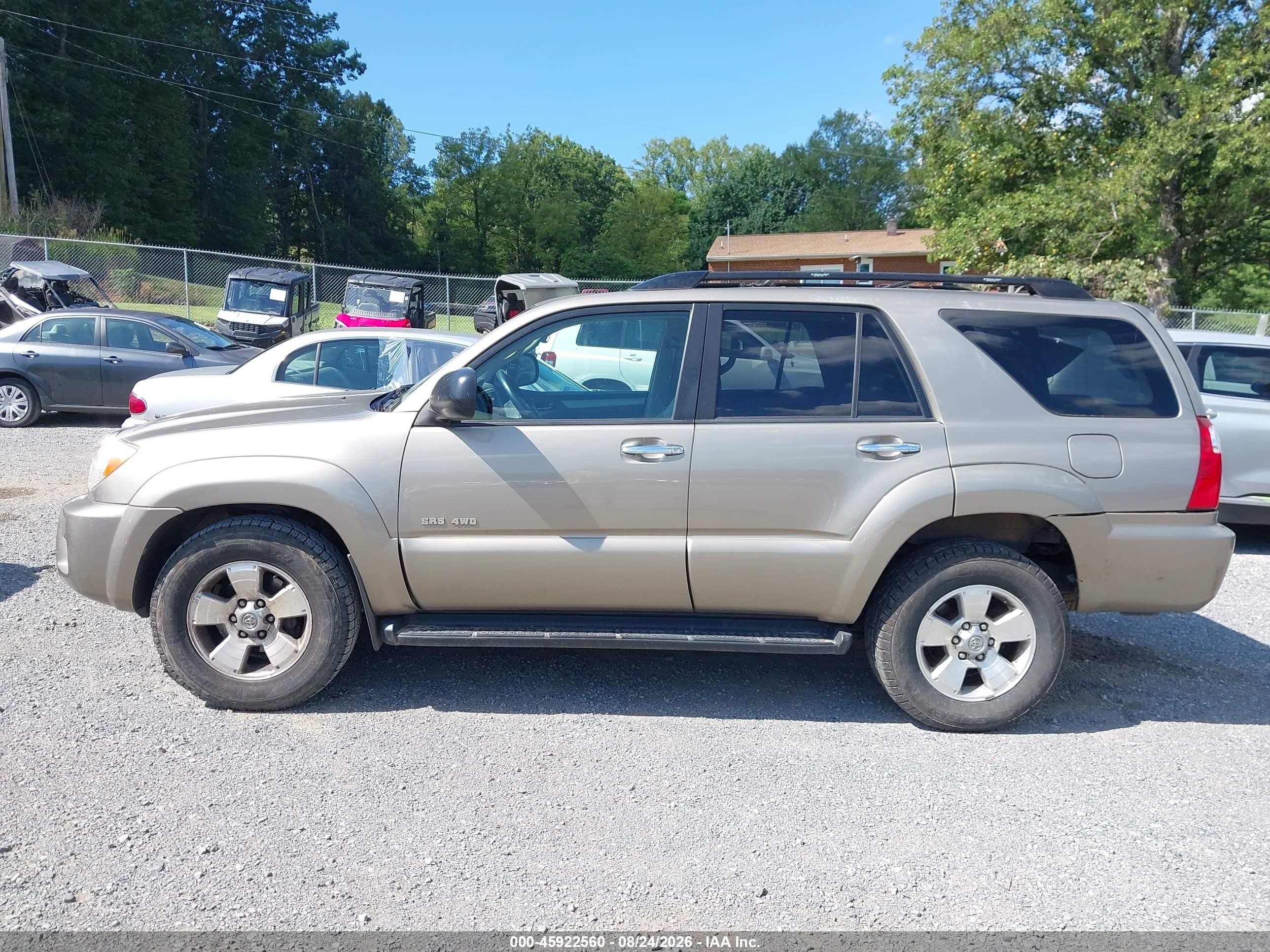2008 Toyota 4runner Sr5 V6 Gold vin: JTEBU14R18K016389