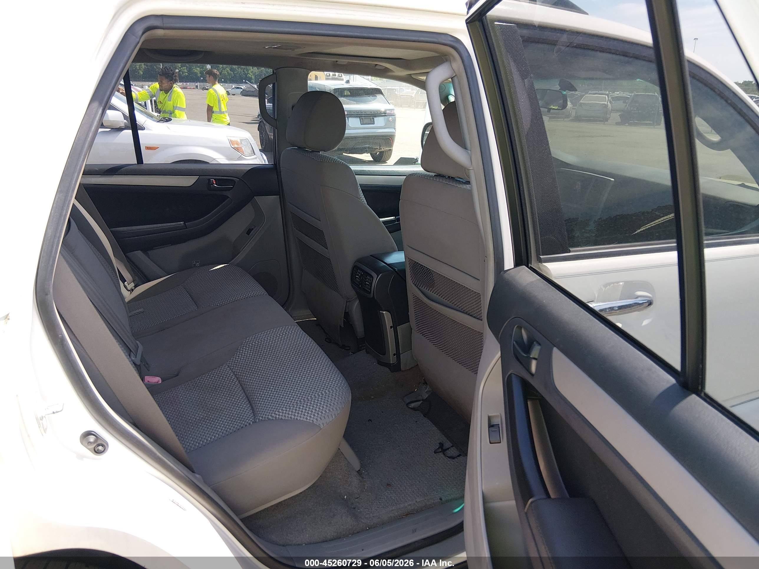 2008 Toyota 4runner Sr5 V6 White vin: JTEBU14R18K027134