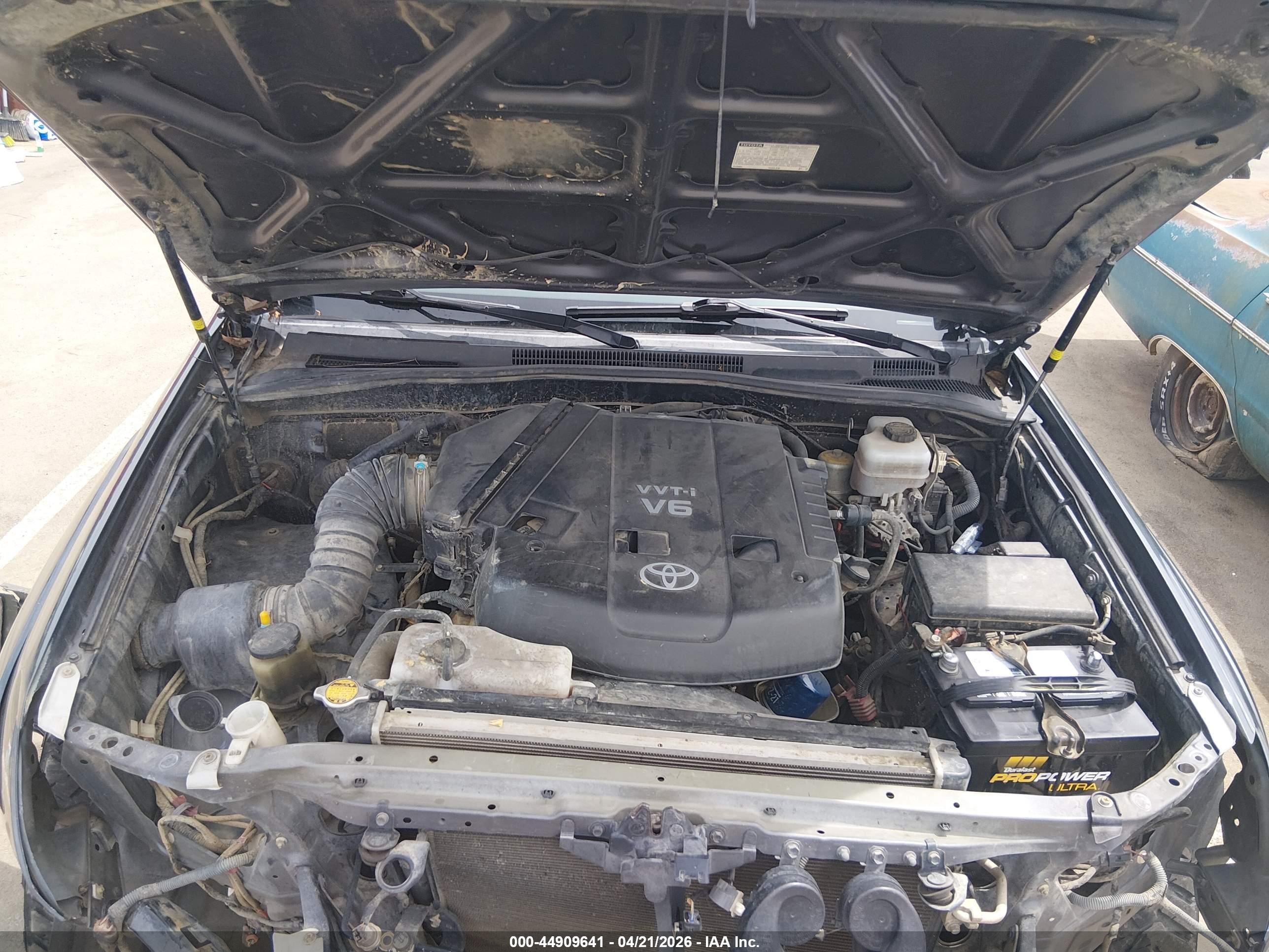 2009 Toyota 4runner Sr5 V6 Gray vin: JTEBU14R19K035851