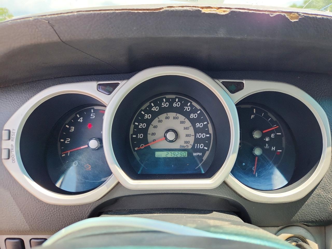 2003 Toyota 4runner Sr5 Silver vin: JTEBU14R238009683