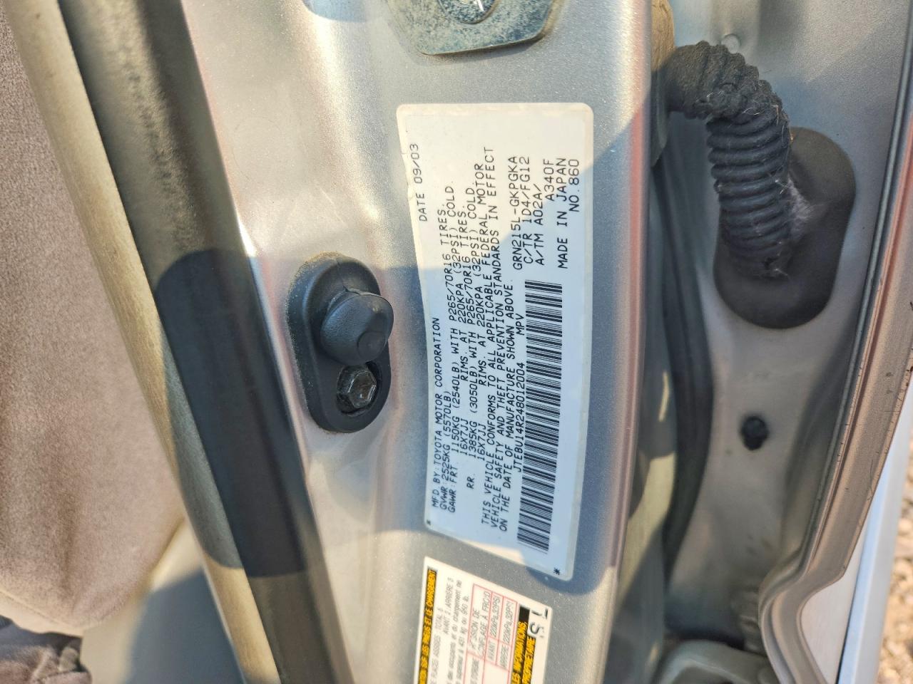 2004 Toyota 4runner Sr5 Серебряный vin: JTEBU14R248012004
