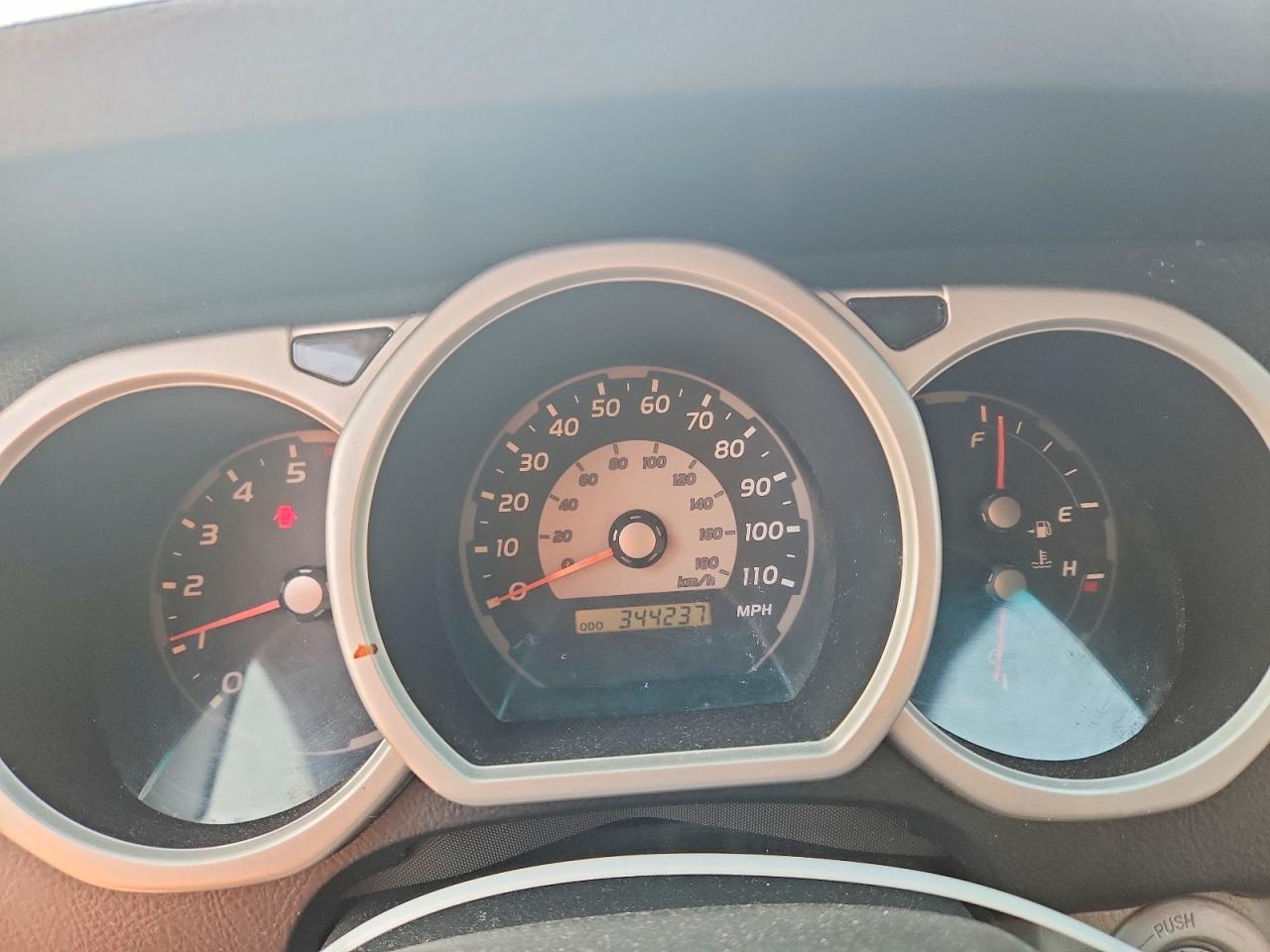 2004 Toyota 4runner Sr5 Серебряный vin: JTEBU14R248012004