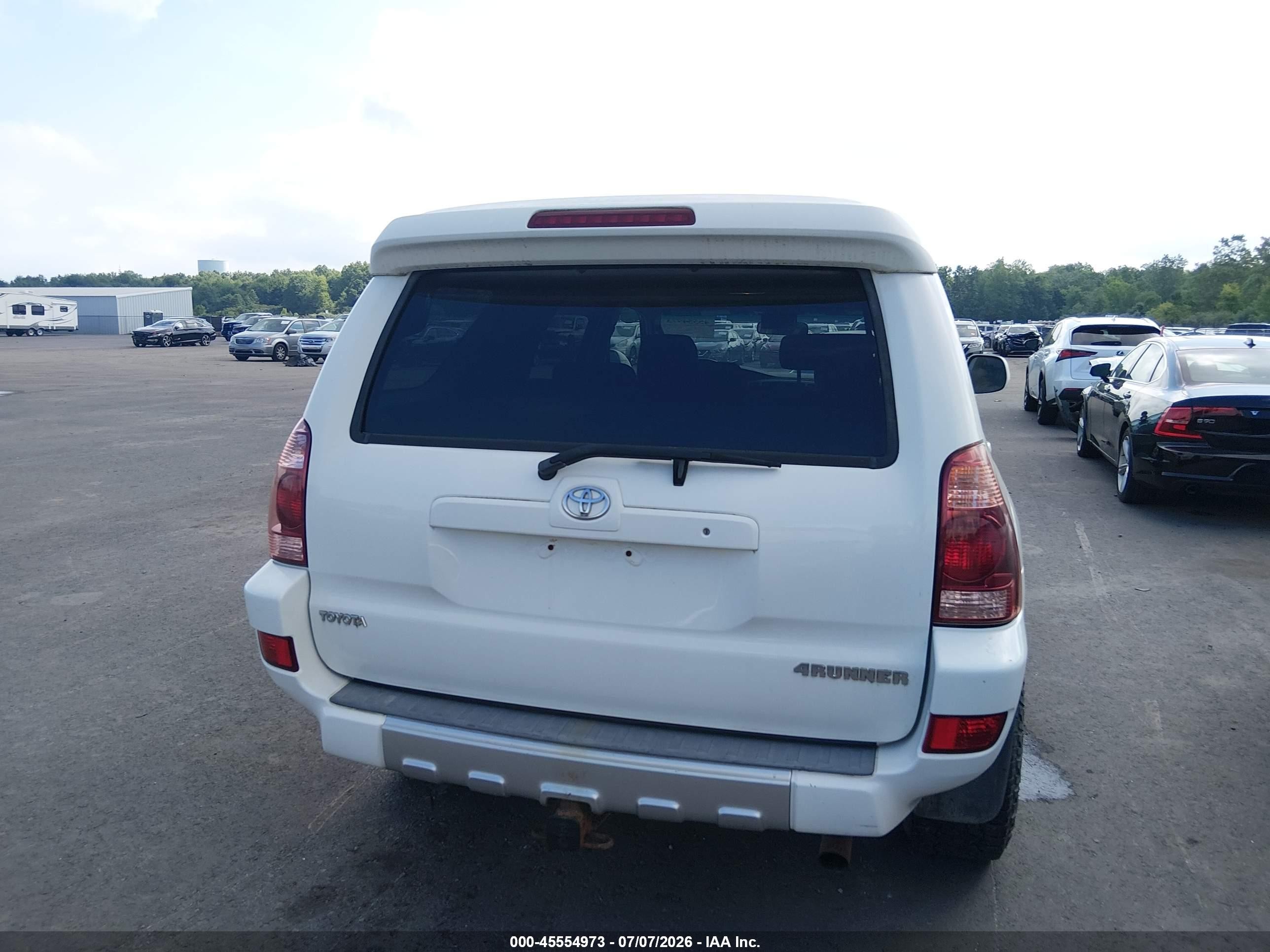 2005 Toyota 4runner Sr5 Sport V6 White vin: JTEBU14R250058500
