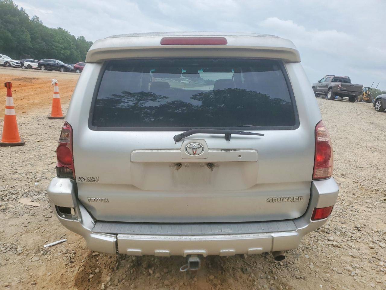 2005 Toyota 4runner Sr5 Silver vin: JTEBU14R258030052