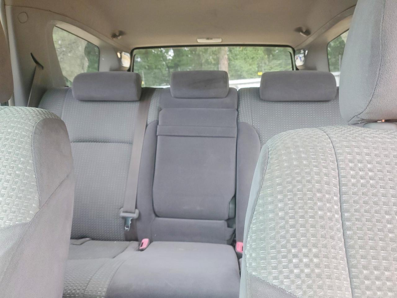2005 Toyota 4runner Sr5 Silver vin: JTEBU14R258030052