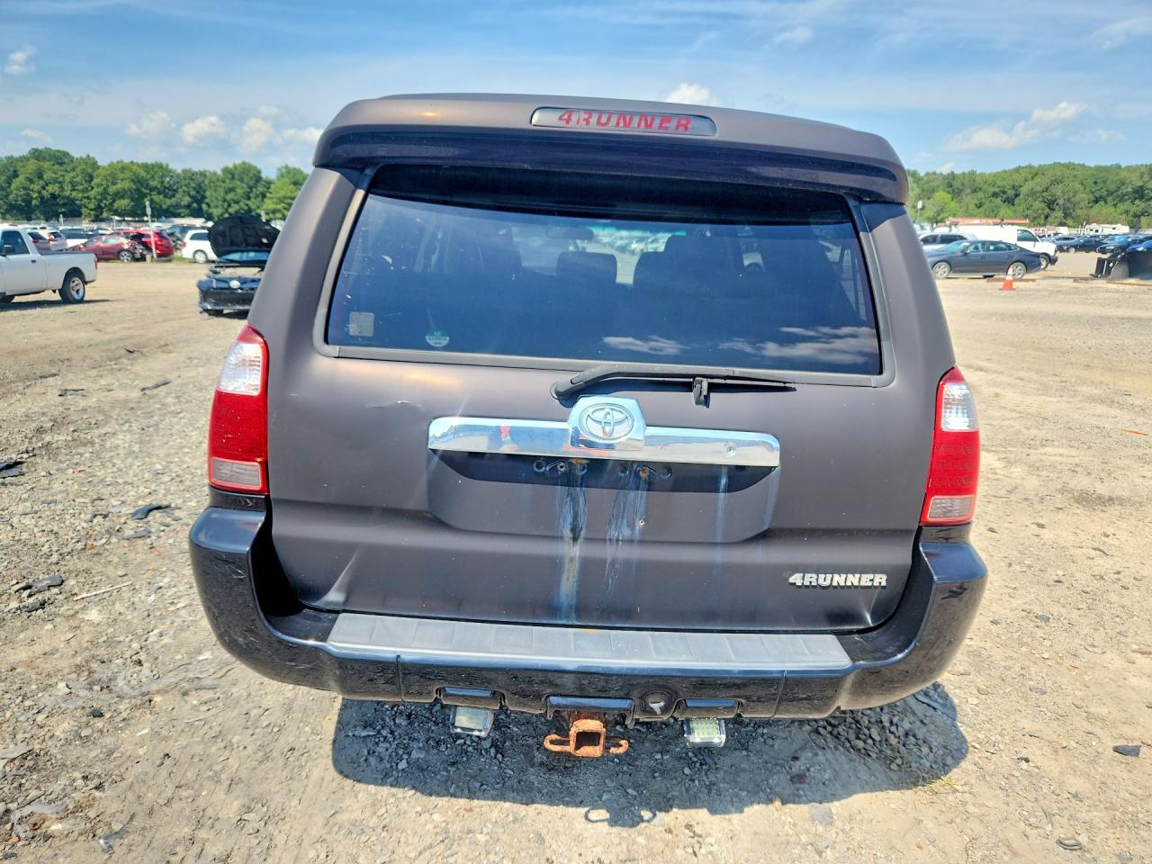 2006 Toyota 4runner Sr5 White vin: JTEBU14R260081051