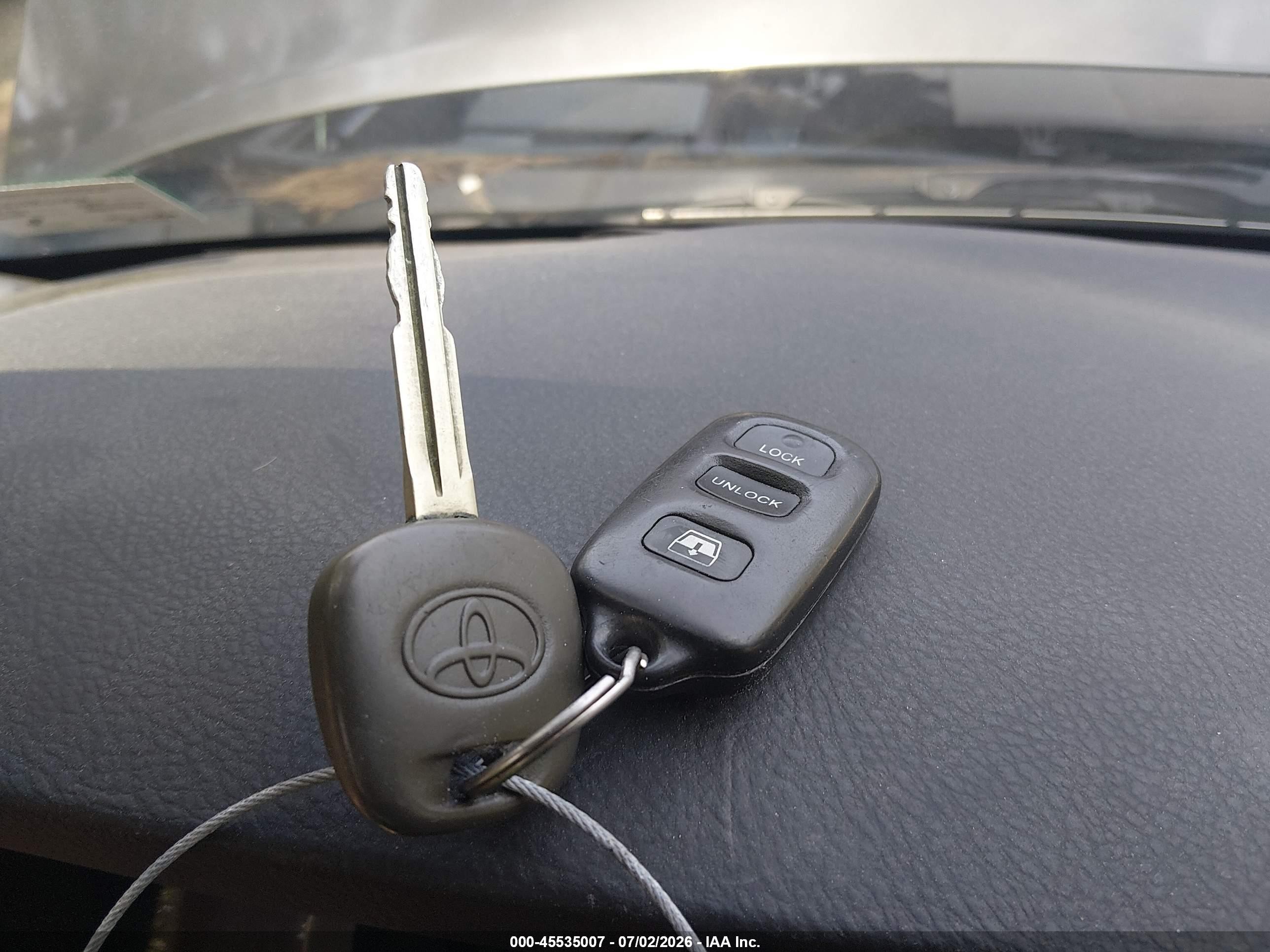 2006 Toyota 4runner Sr5 V6 Серый vin: JTEBU14R268070276