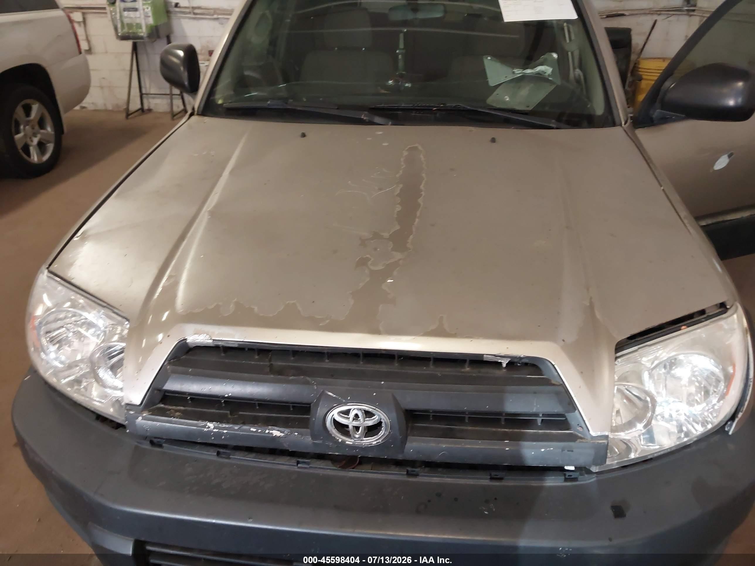 2003 Toyota 4runner Sr5 V6 Gold vin: JTEBU14R330001509